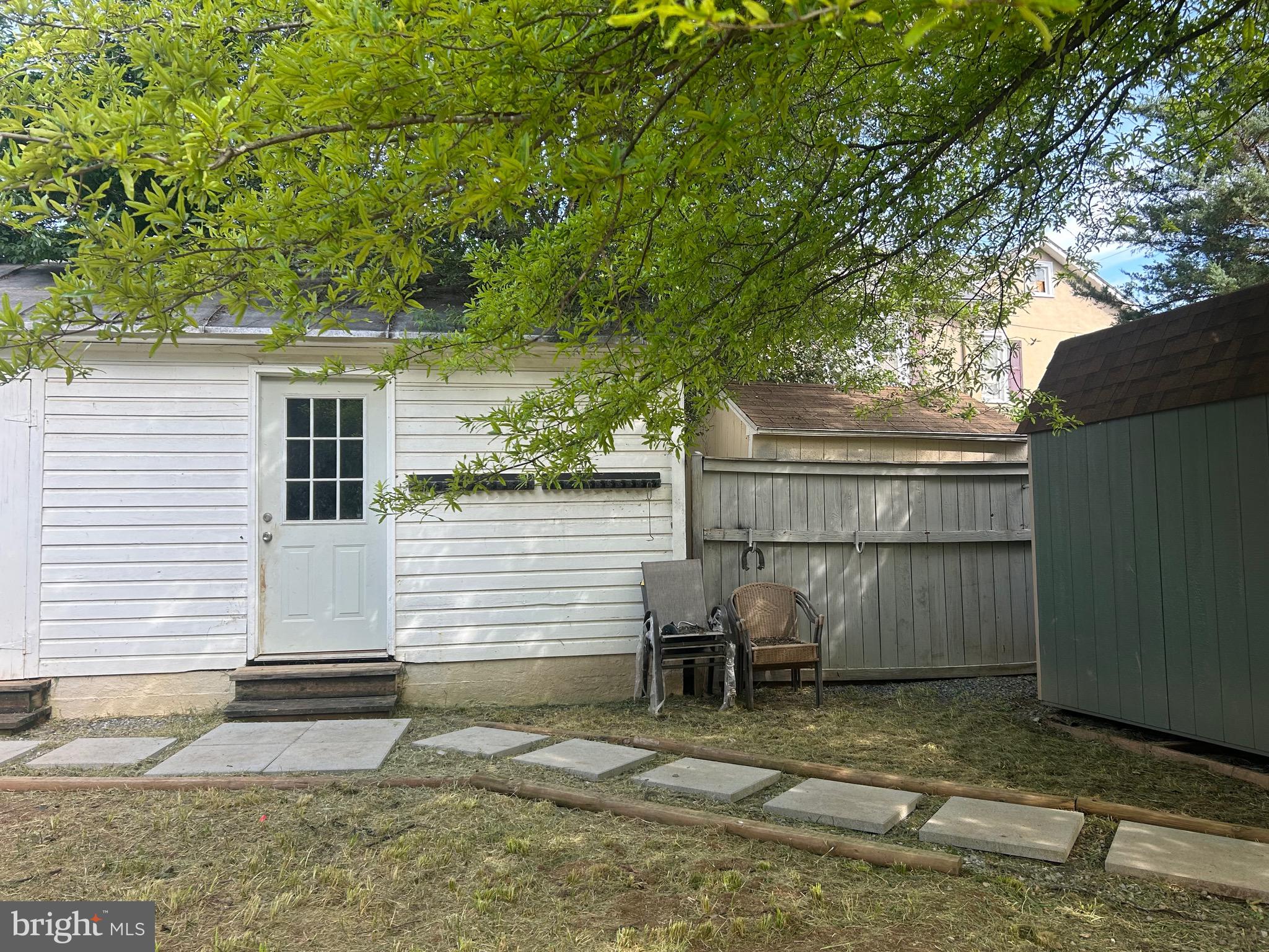 201 Walnut St