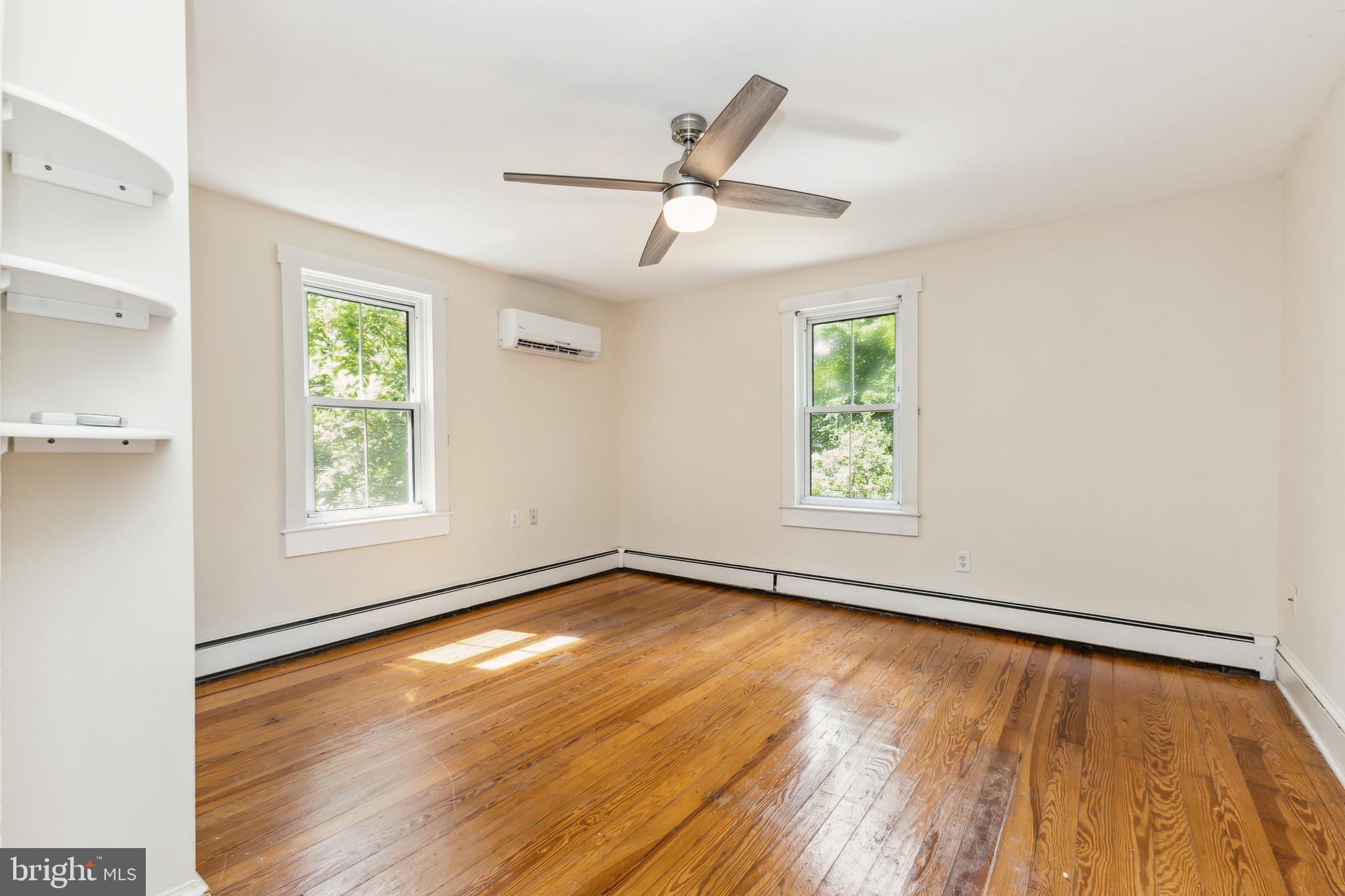 201 Walnut St