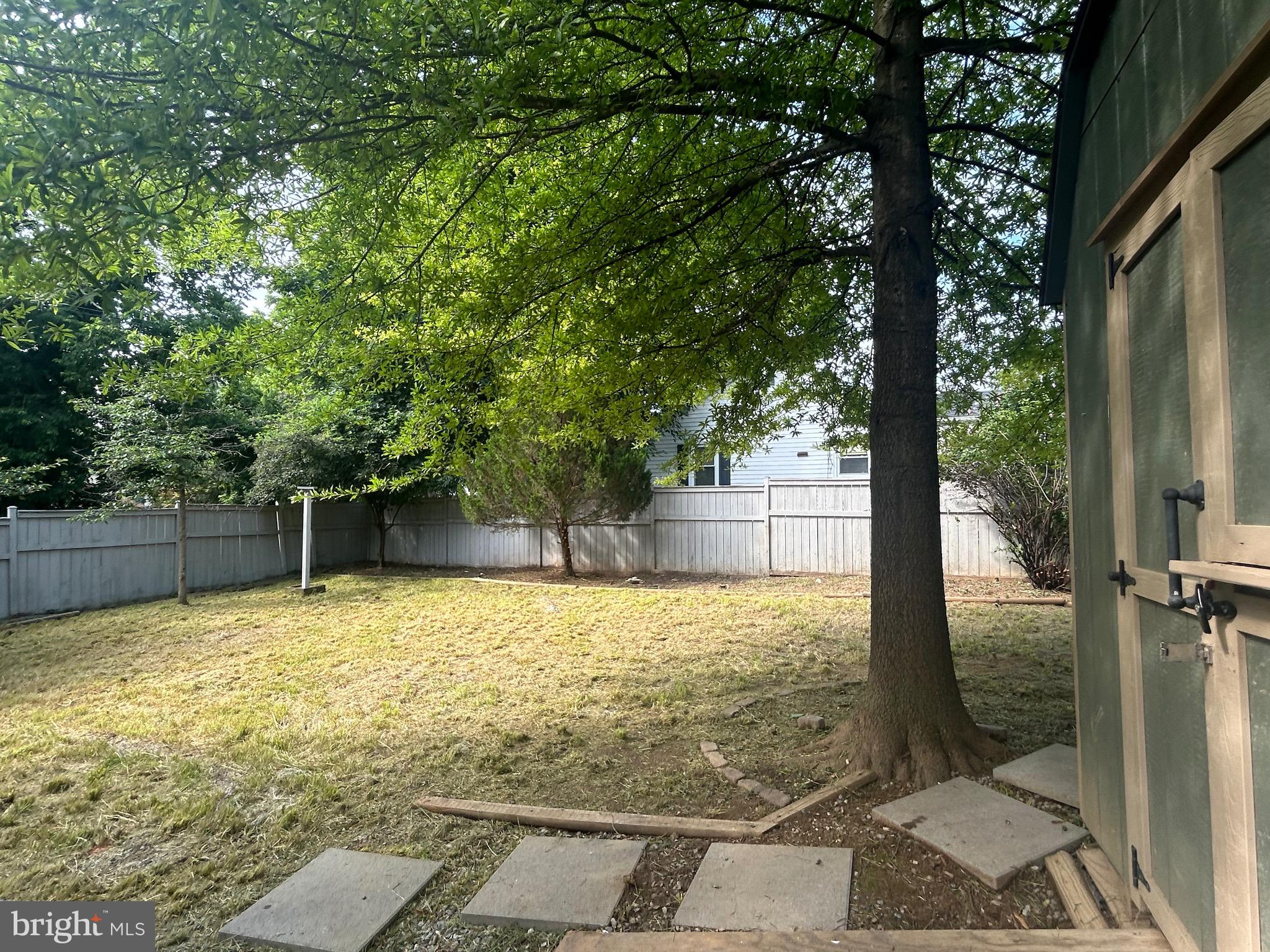 201 Walnut St