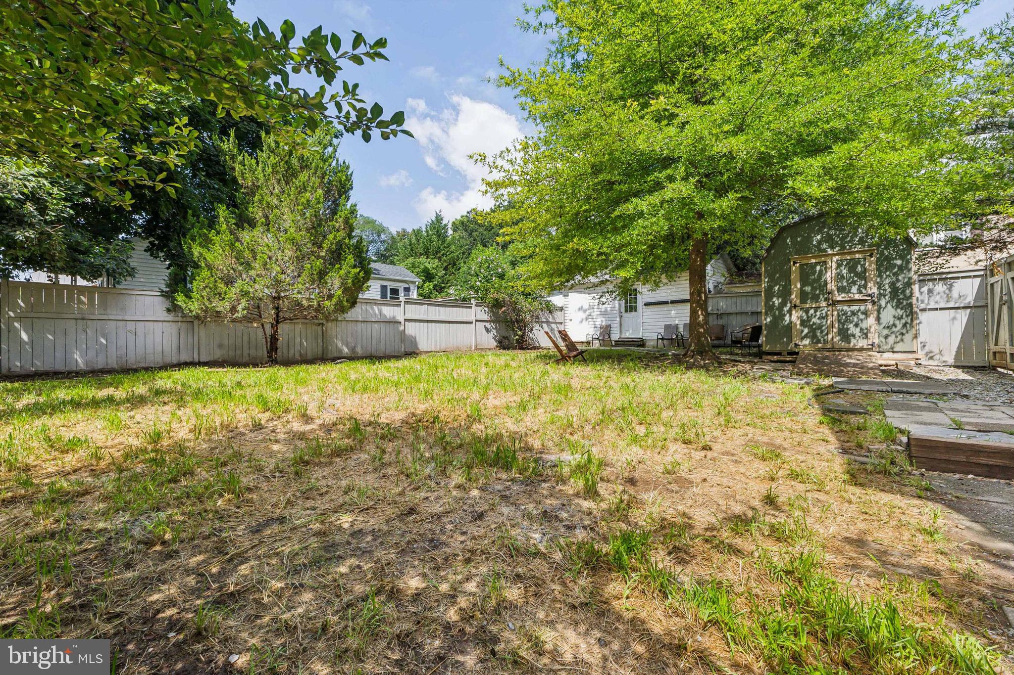 201 Walnut St