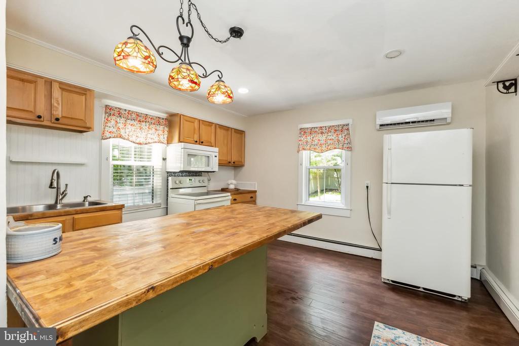 201 Walnut St