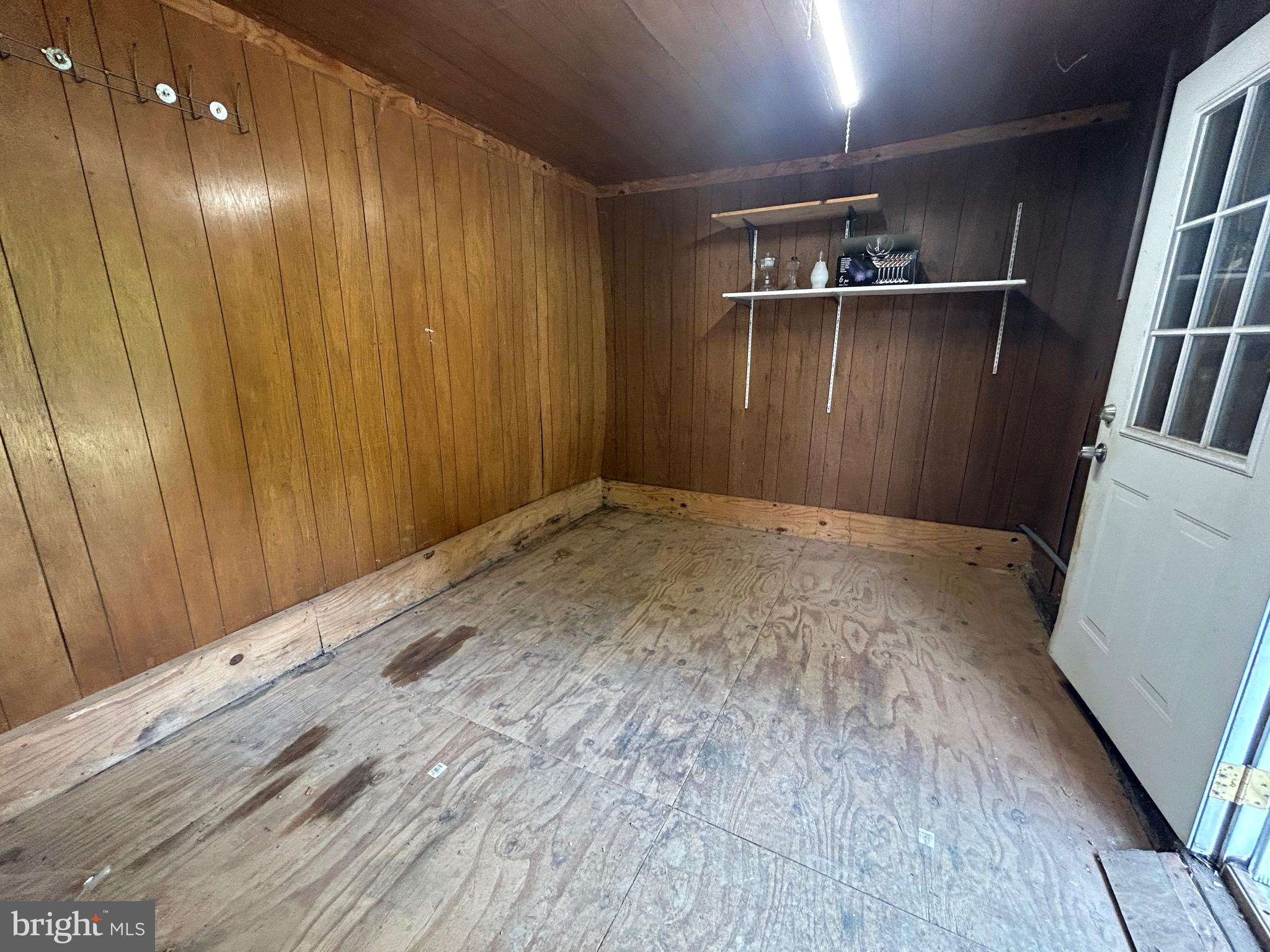 201 Walnut St