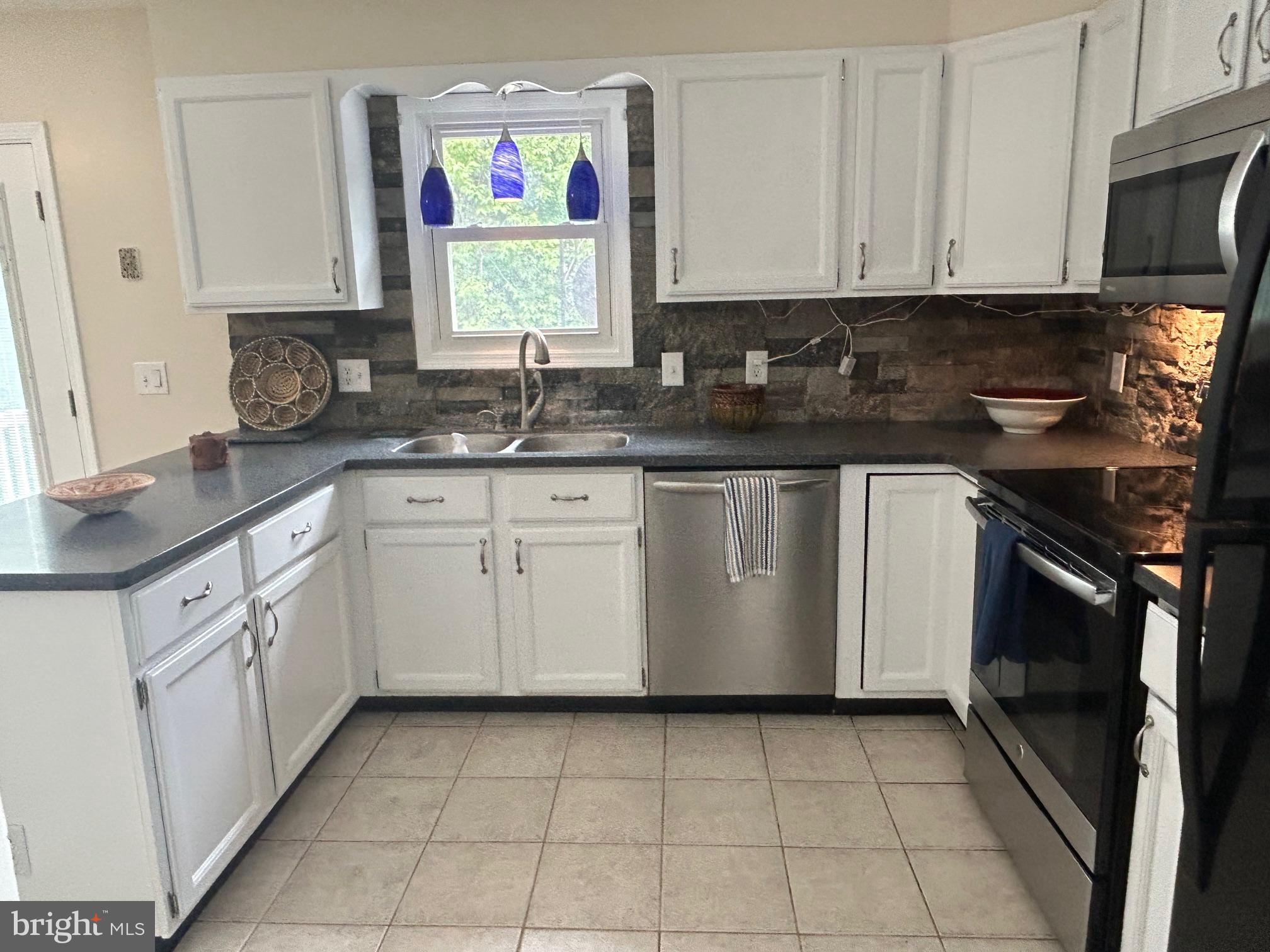 11531 LORD FAIRFAX HIGHWAY