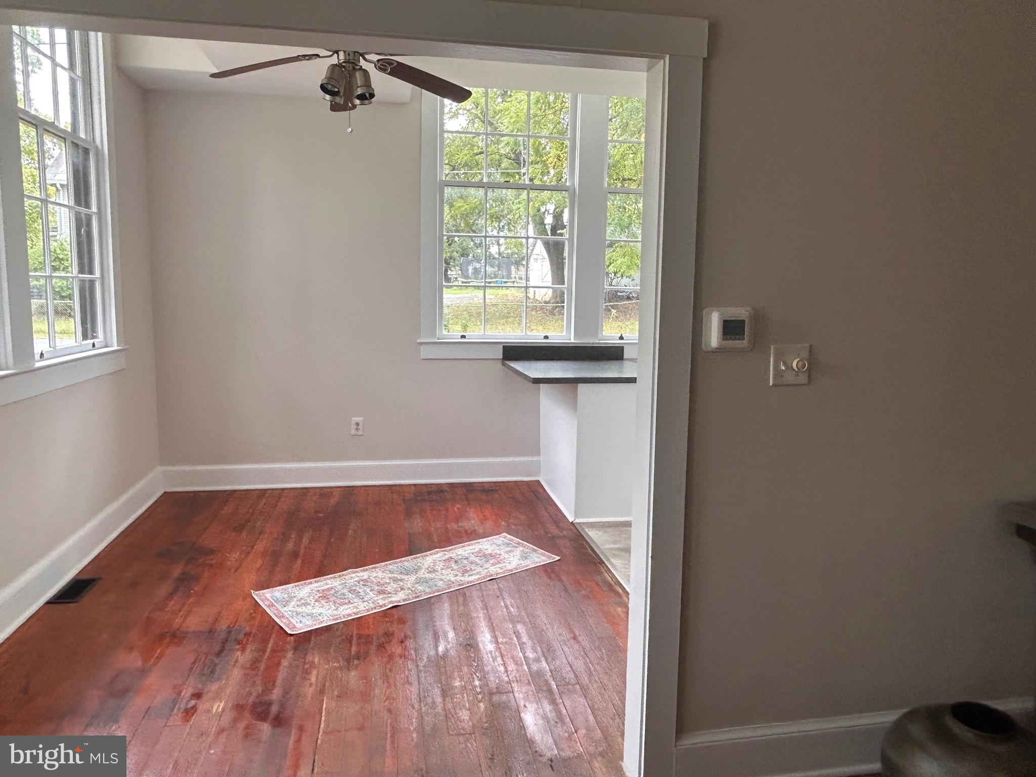 101, 103 W MAIN STREET W 101,103