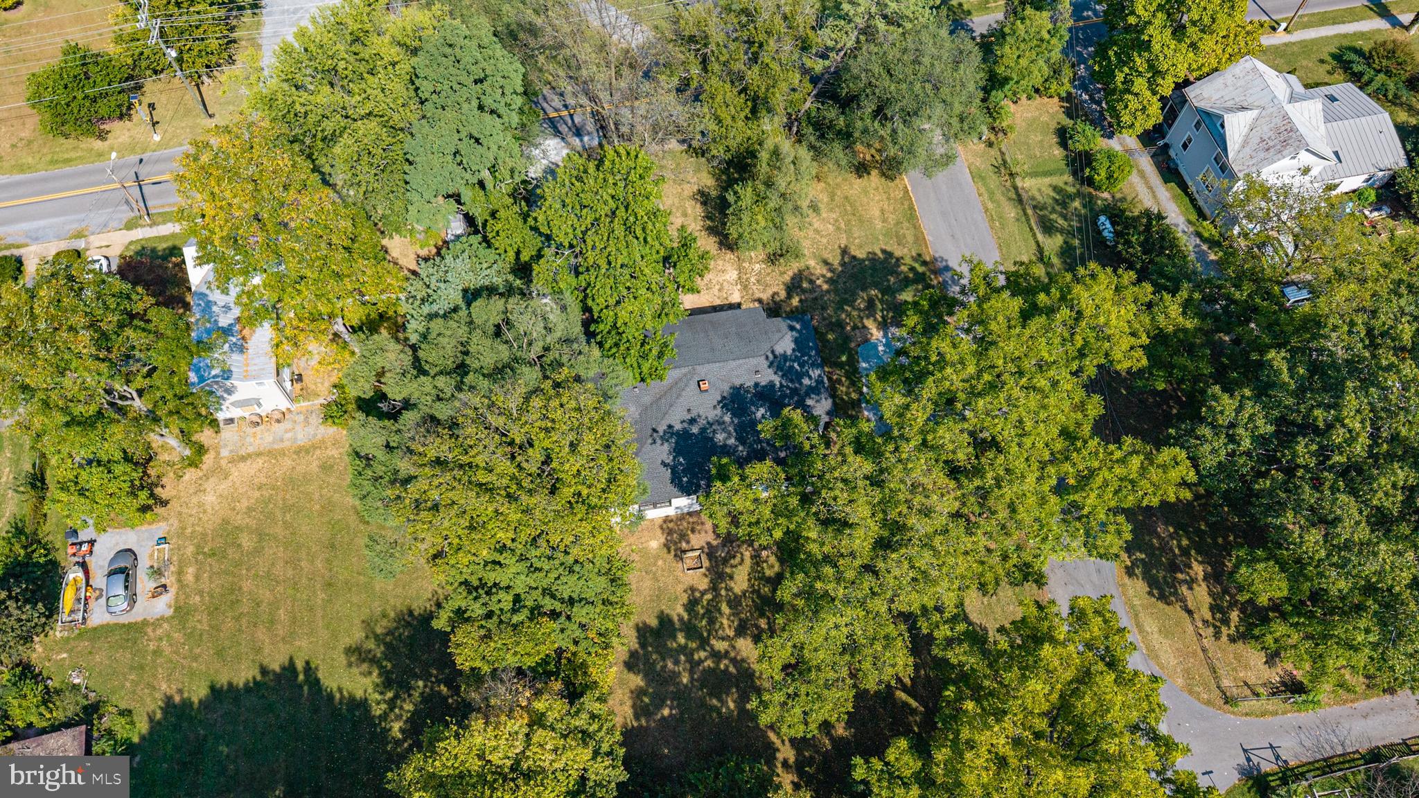 101, 103 W MAIN STREET W 101,103