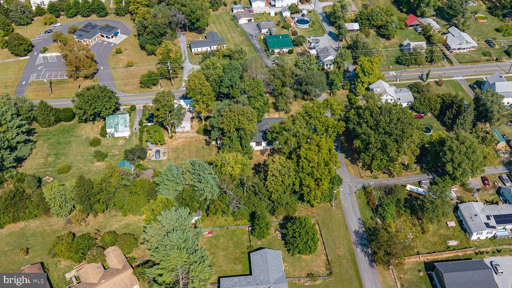 101, 103 W MAIN STREET W 101,103