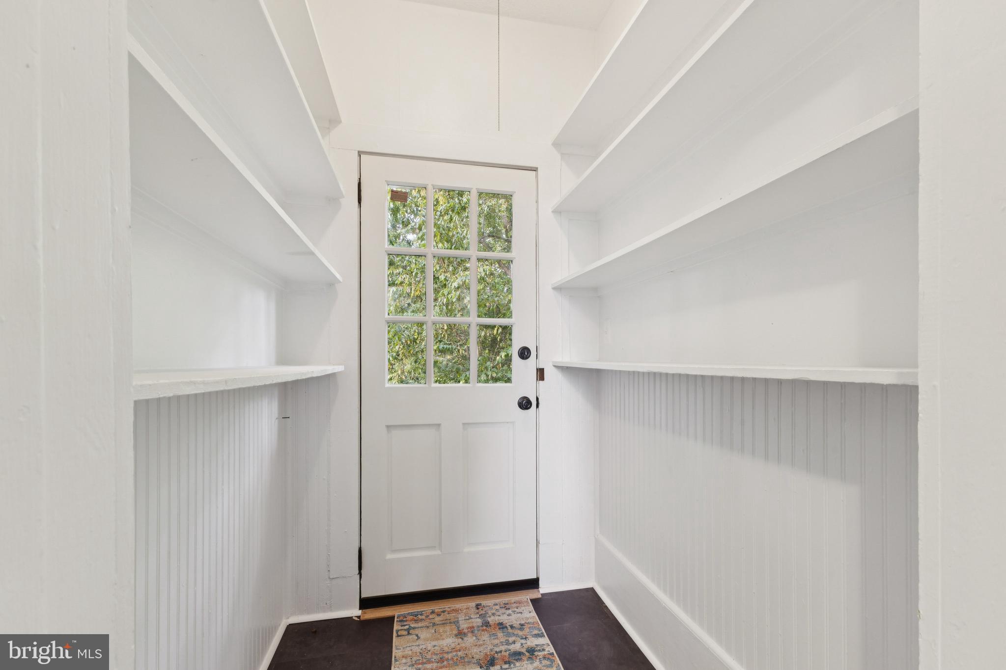 101, 103 W MAIN STREET W 101,103