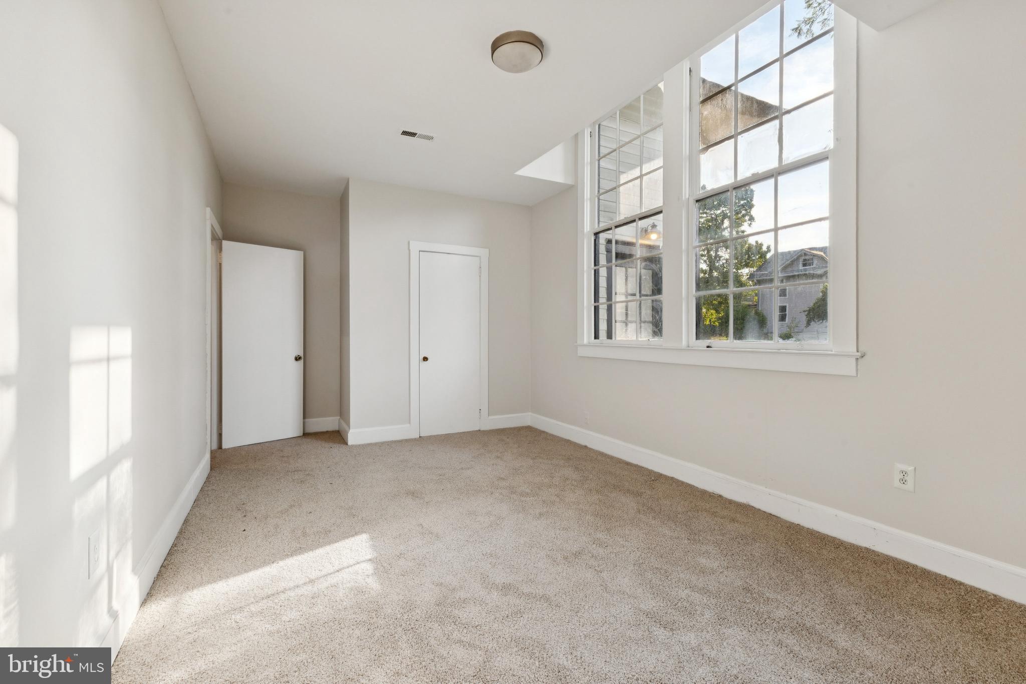 101, 103 W MAIN STREET W