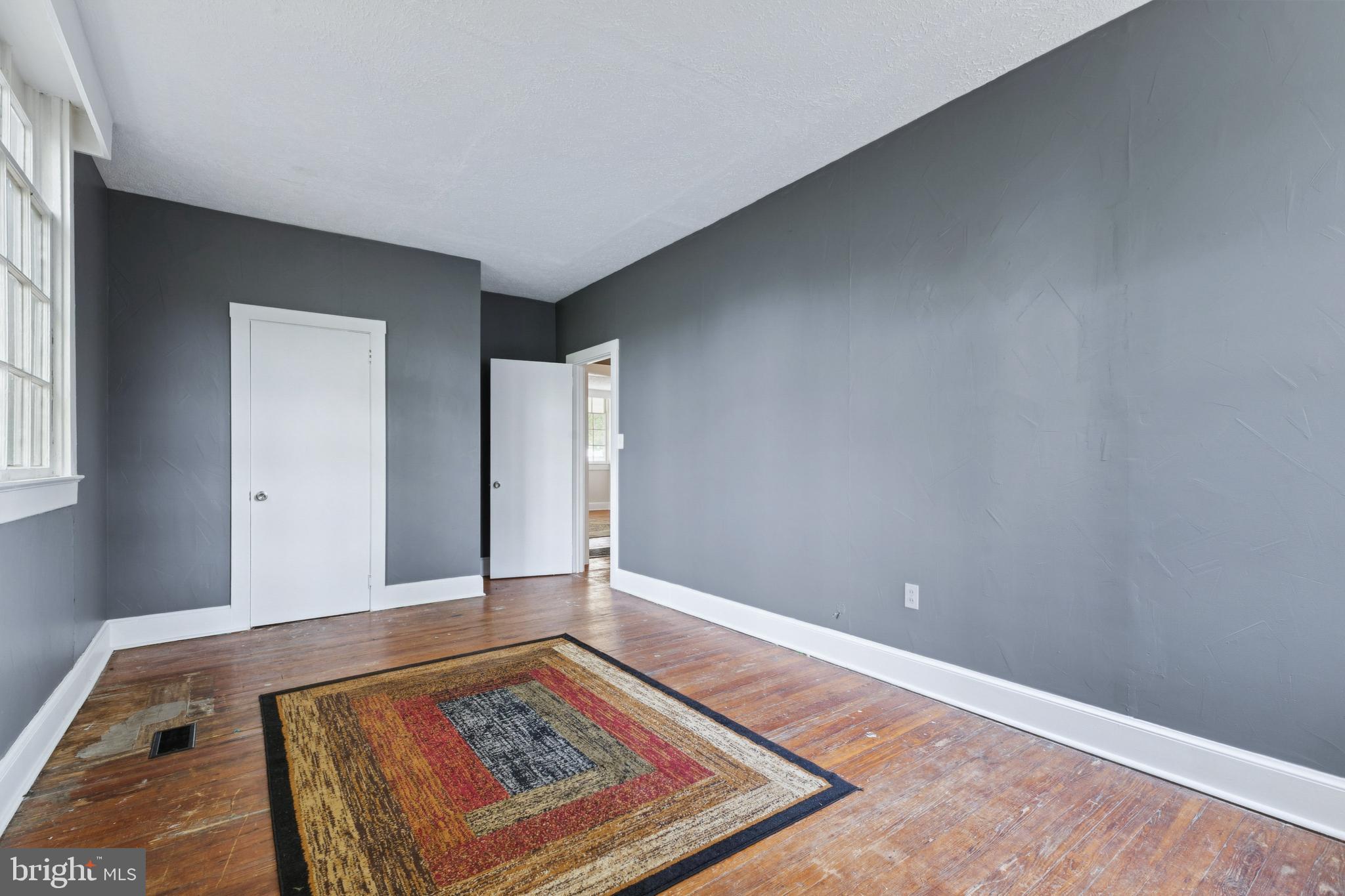 101, 103 W MAIN STREET W