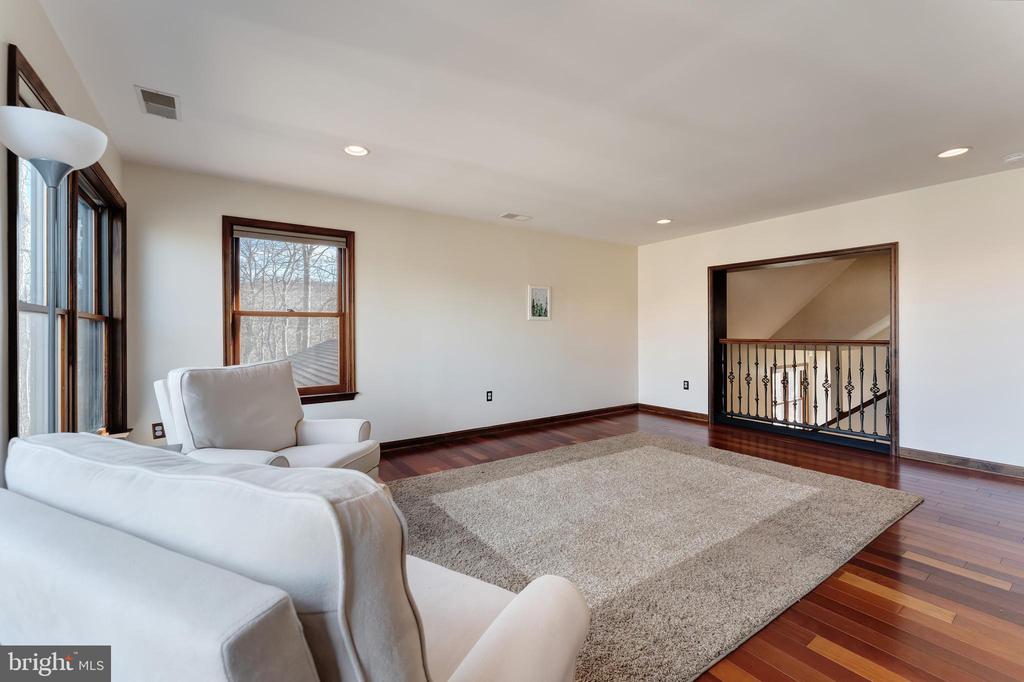 222 BARRED OWL LANE
