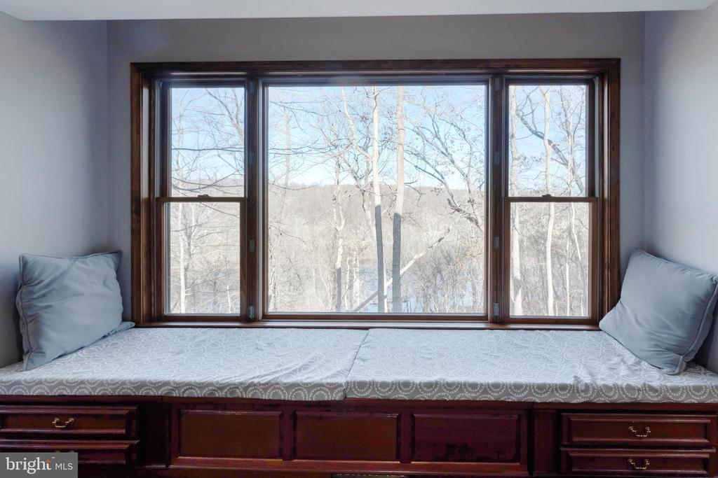 222 BARRED OWL LANE