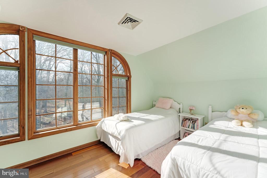222 BARRED OWL LANE
