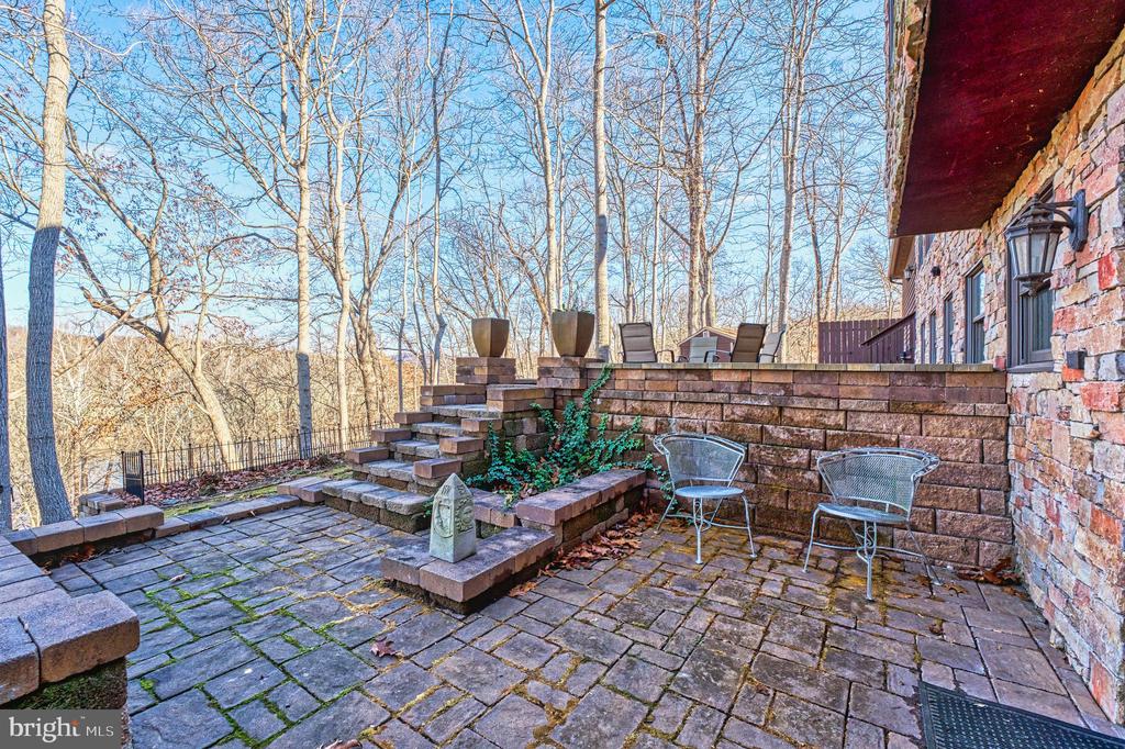 222 BARRED OWL LANE