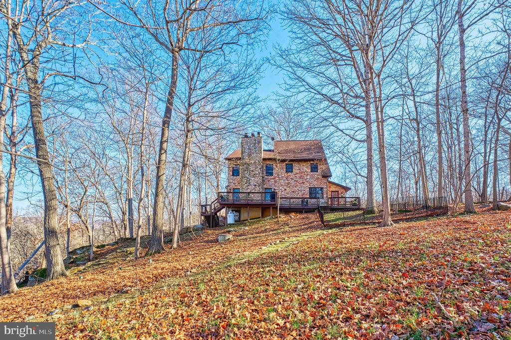 222 BARRED OWL LANE