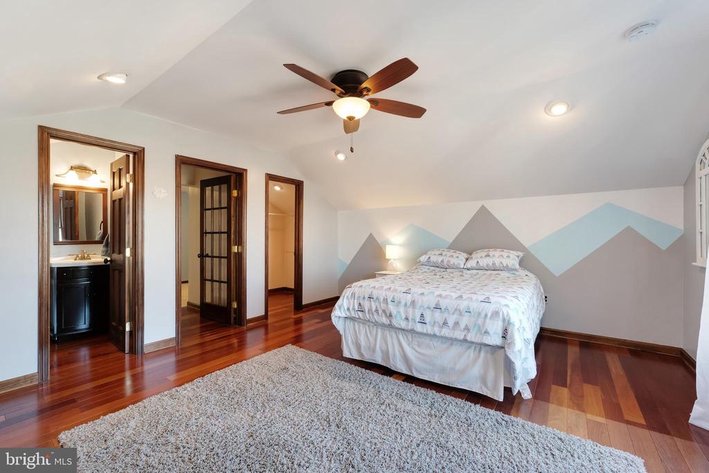 222 BARRED OWL LANE
