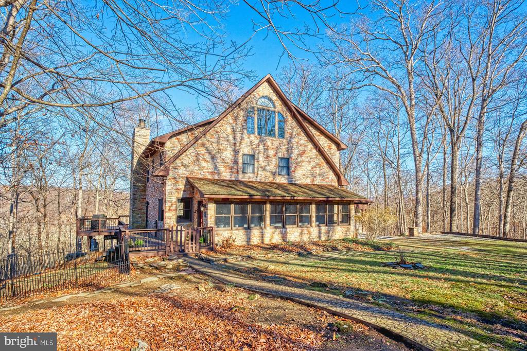222 BARRED OWL LANE