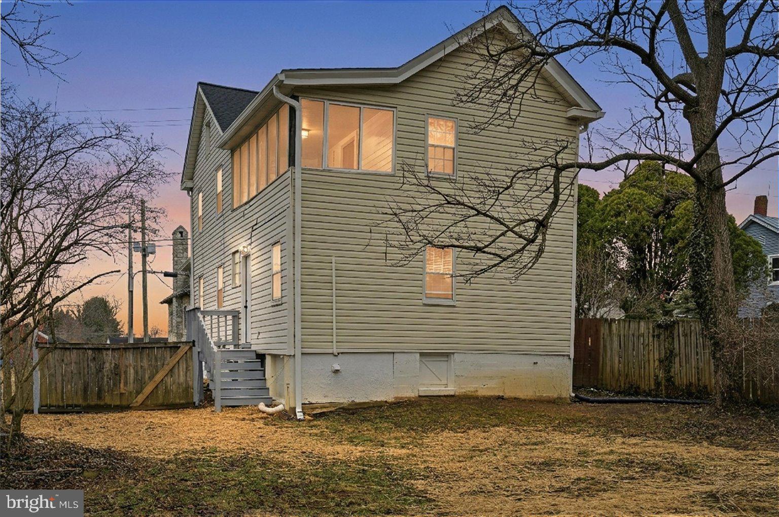 2 W MAIN STREET
