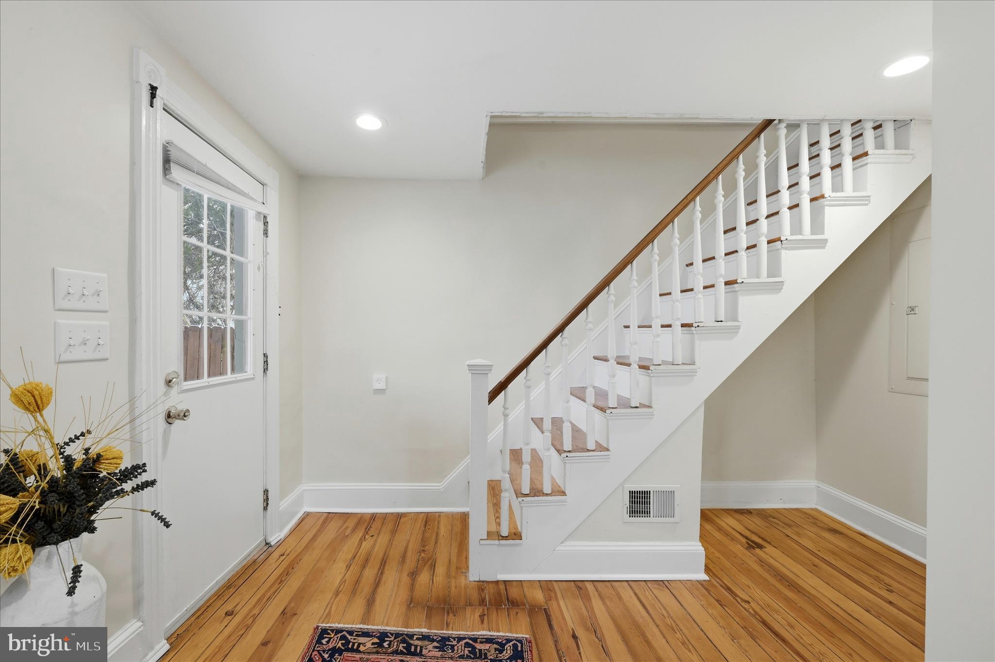 2 W MAIN STREET