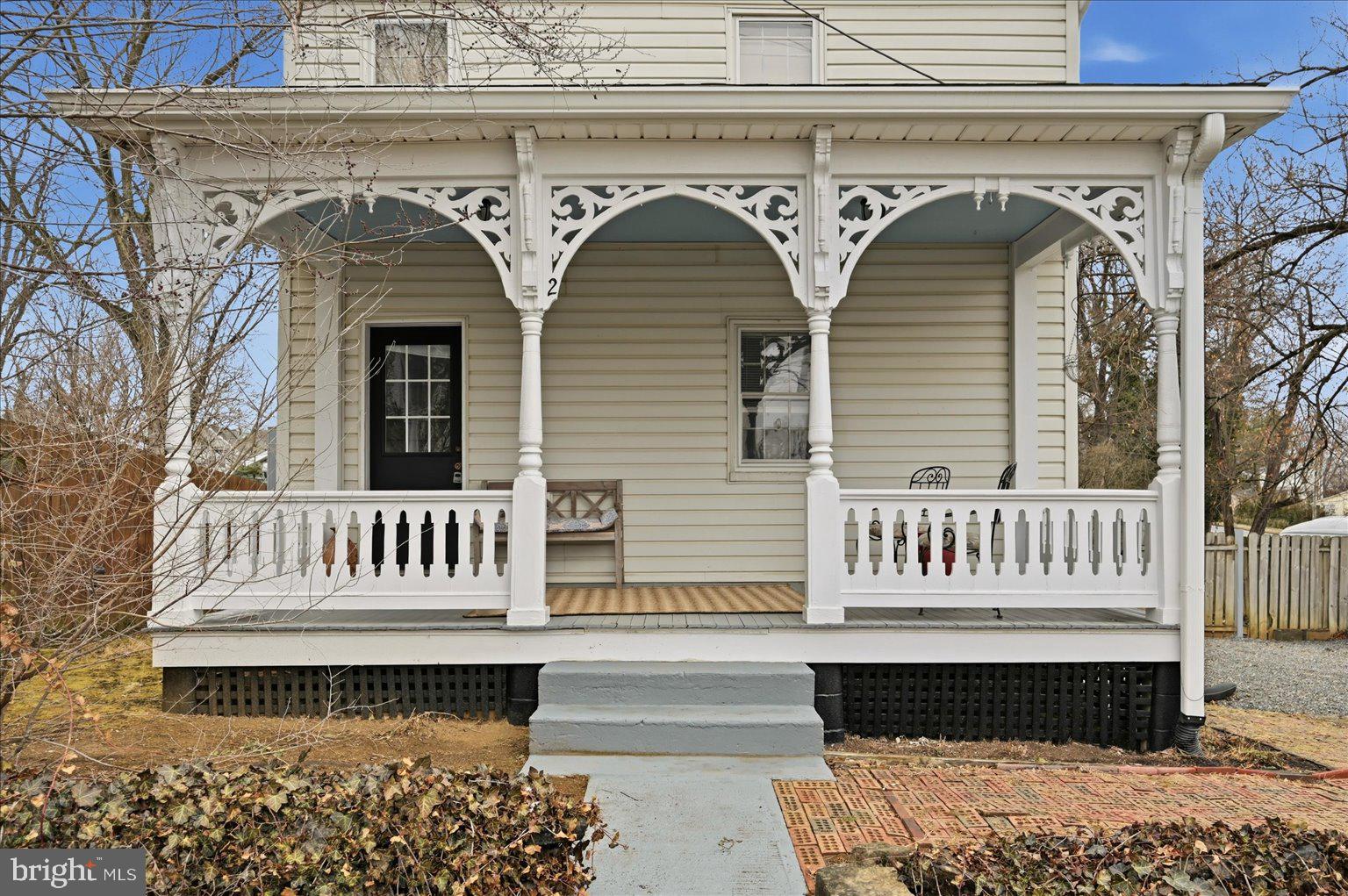 2 W MAIN STREET