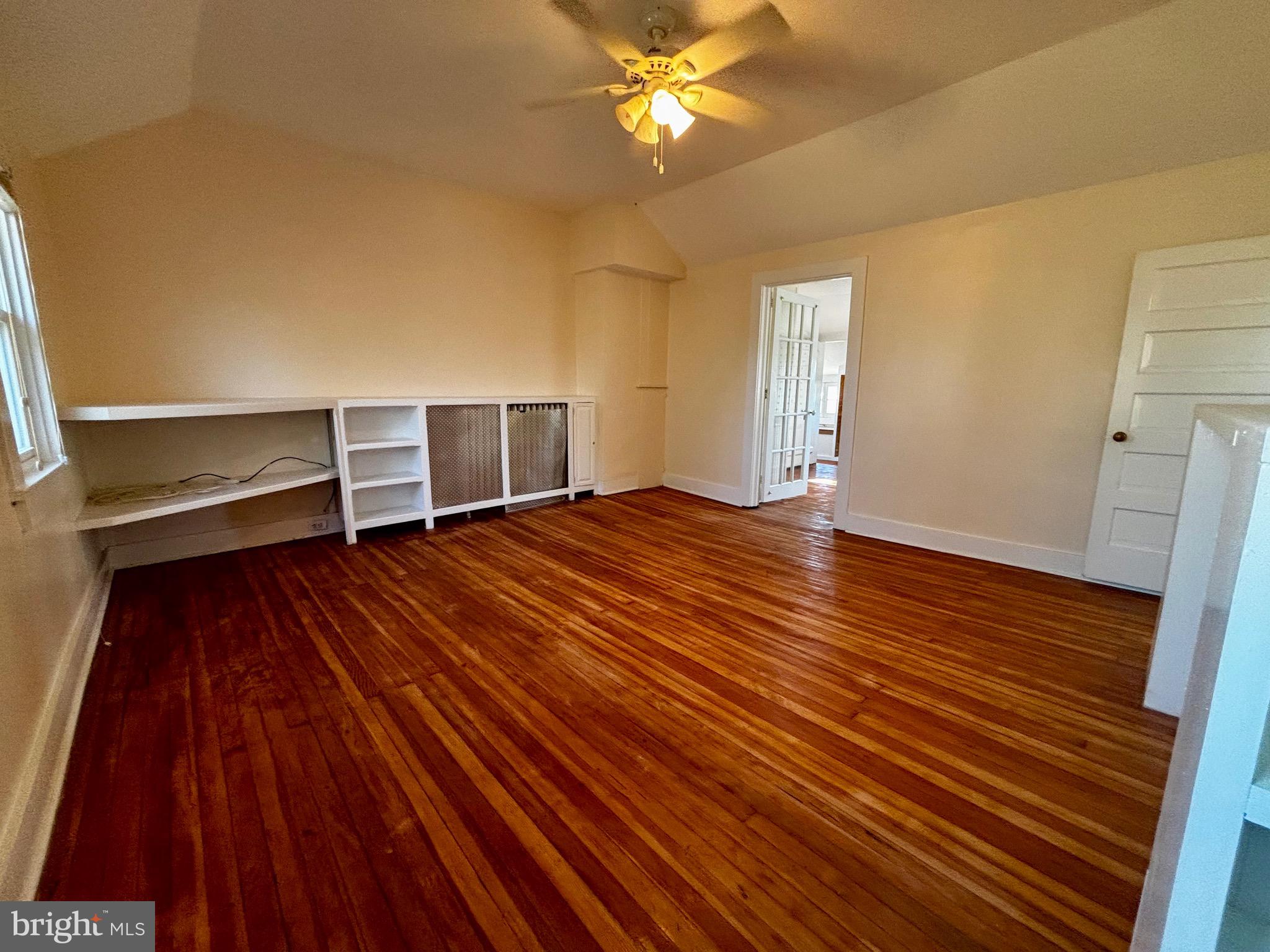 8122 JOHN MOSBY HWY.