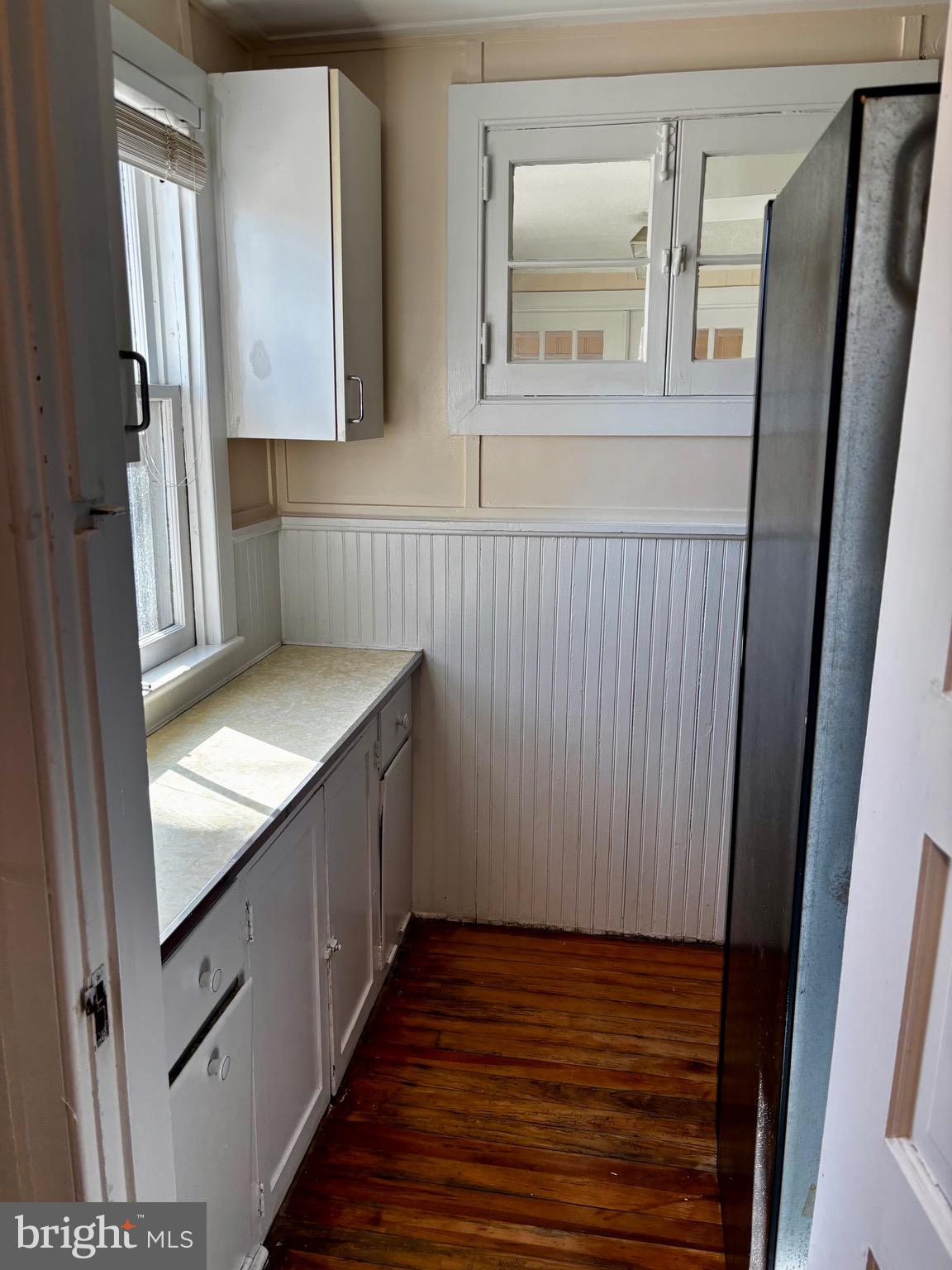 8122 JOHN MOSBY HWY.