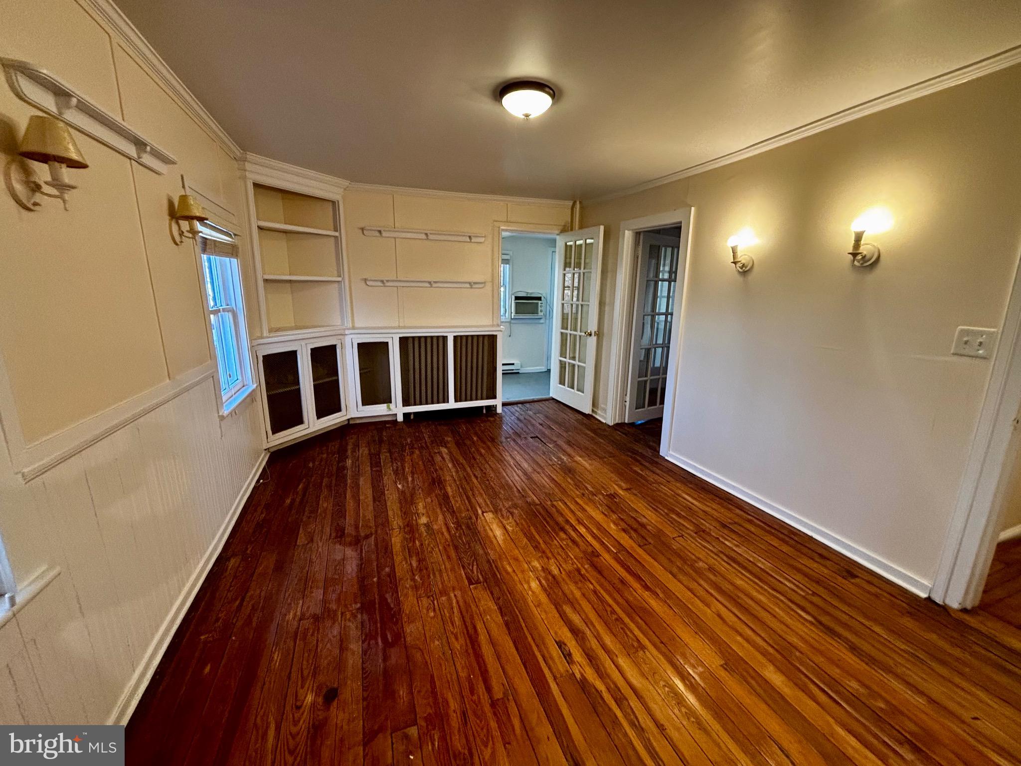 8122 JOHN MOSBY HWY.