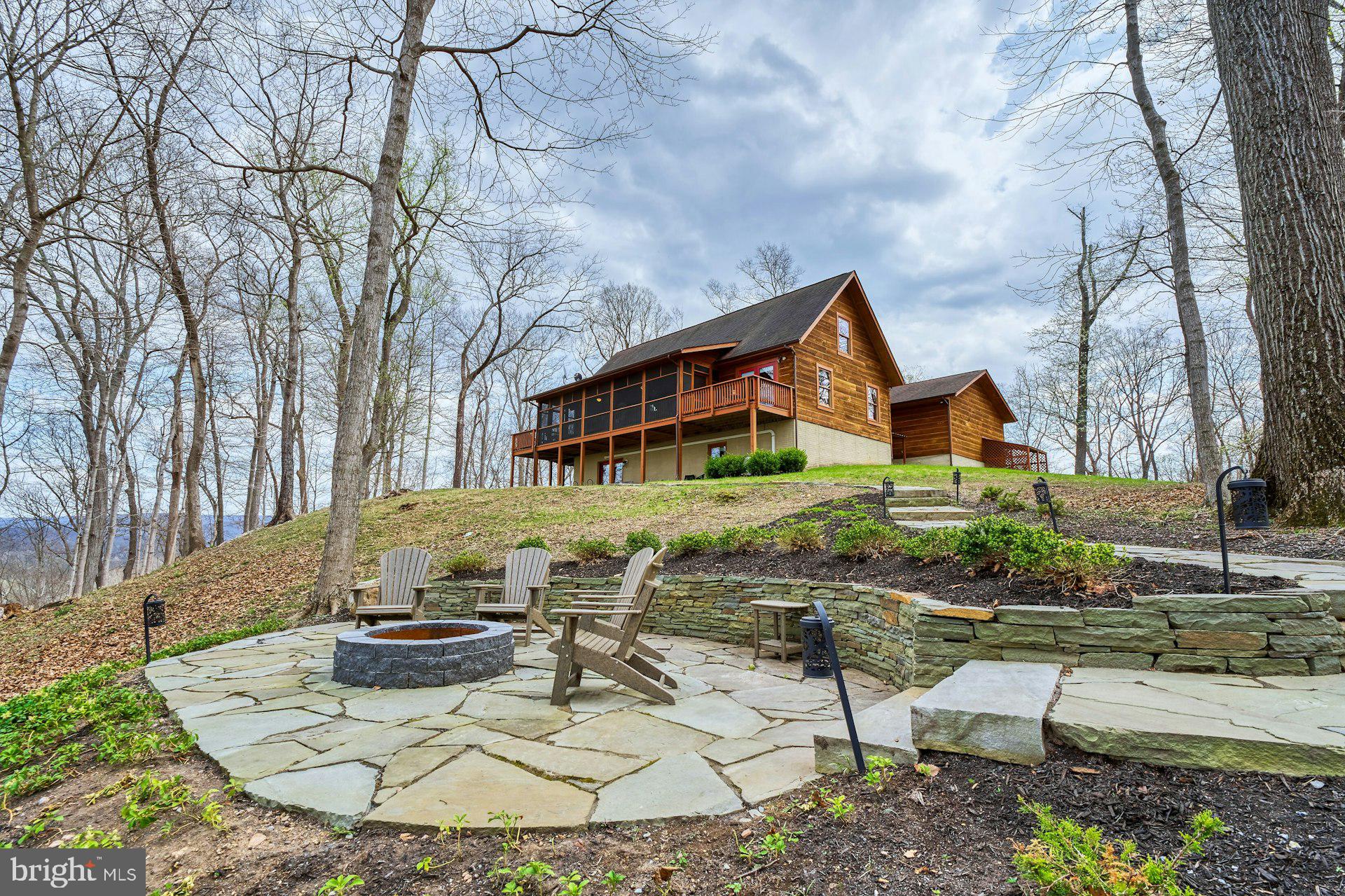 84 CARDINAL LANE