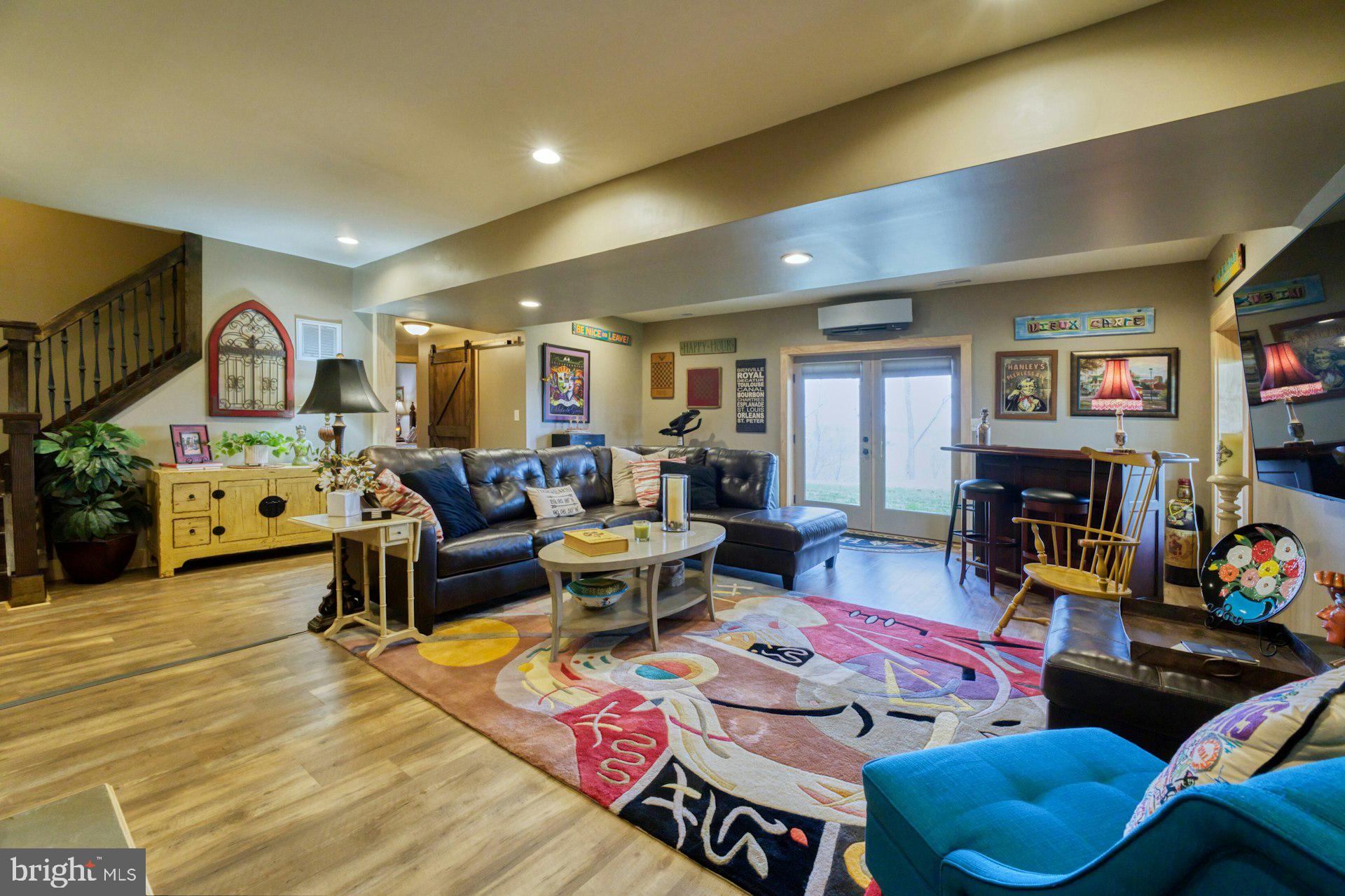 84 CARDINAL LANE