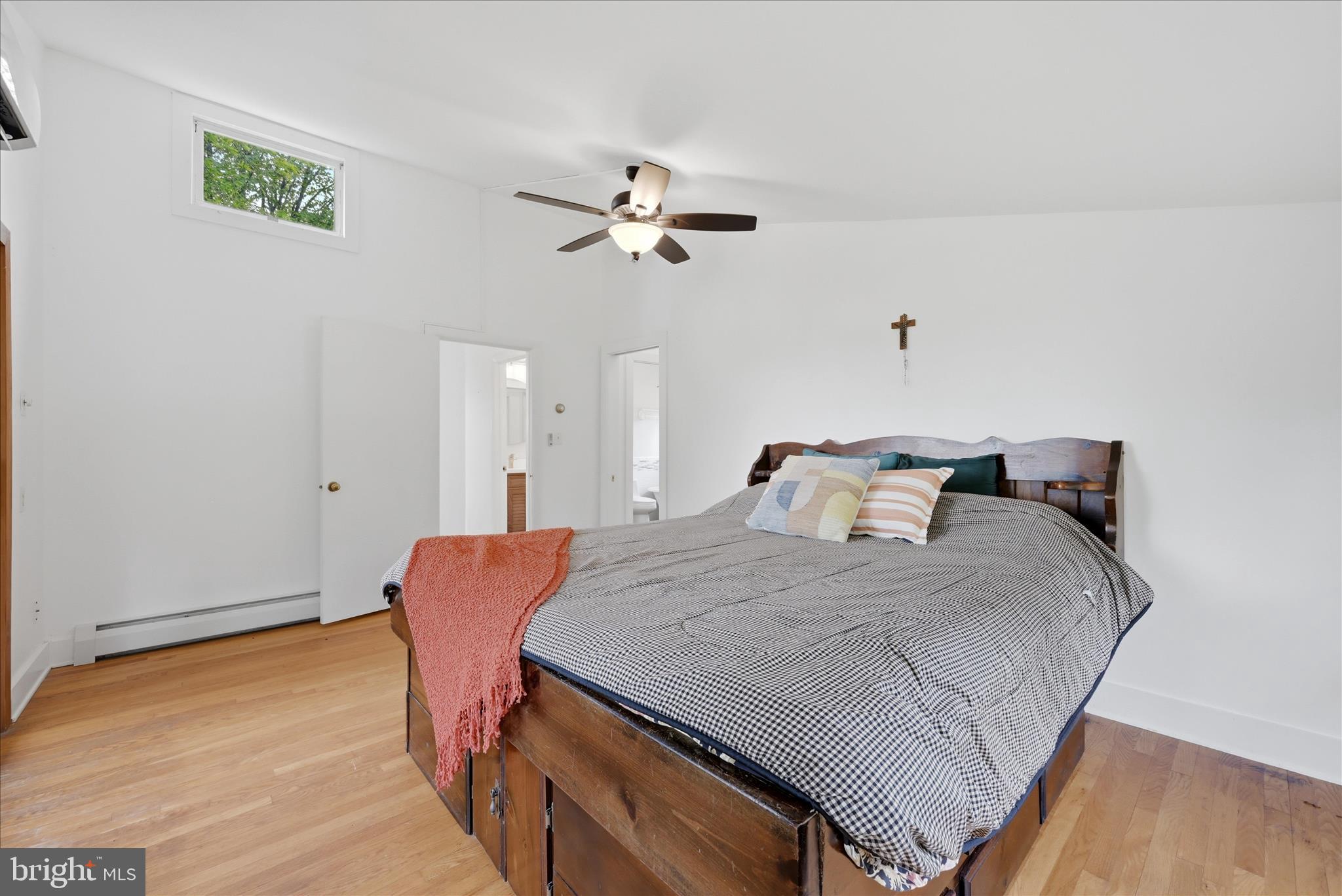 4001 CALMES NECK LANE
