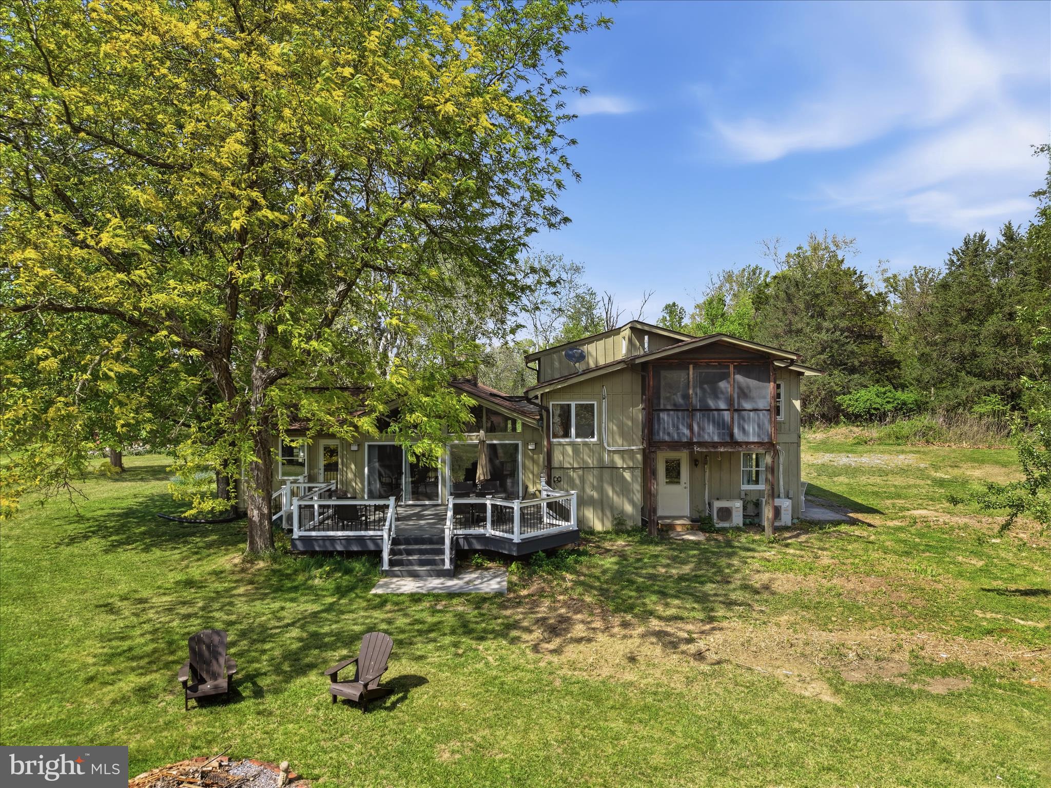 4001 CALMES NECK LANE