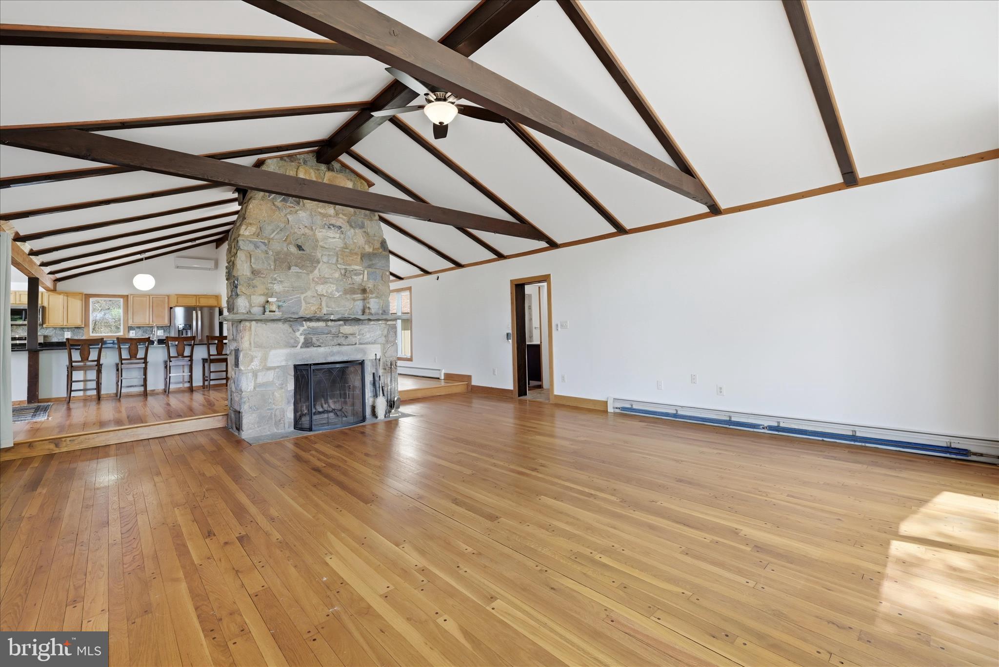 4001 CALMES NECK LANE