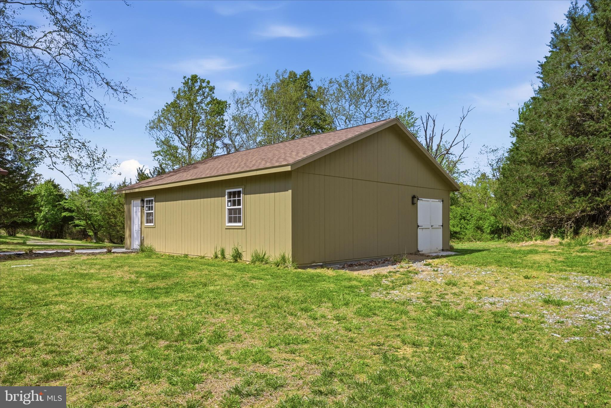 4001 CALMES NECK LANE