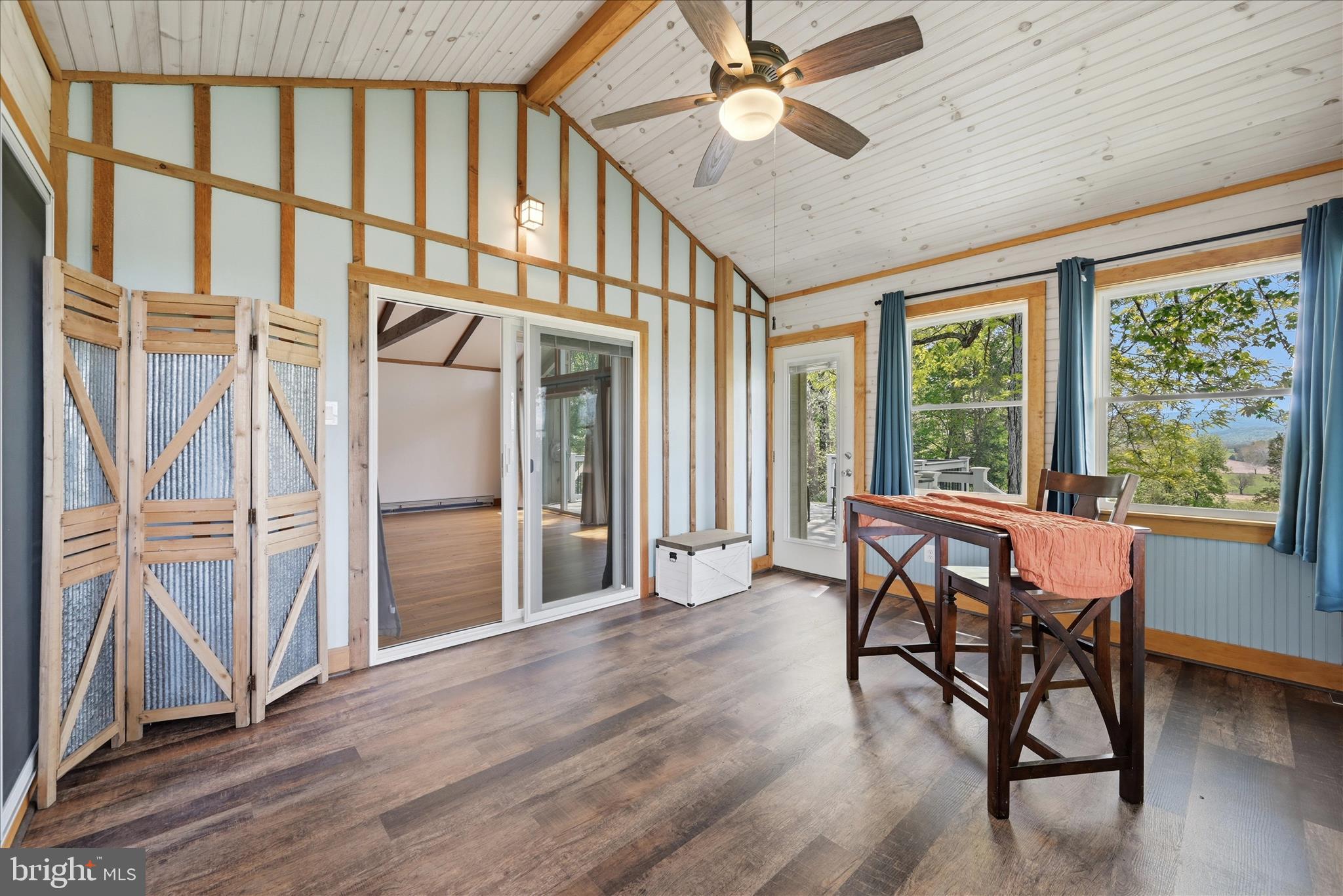 4001 CALMES NECK LANE