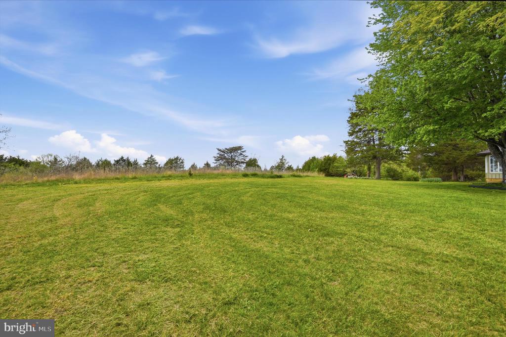 4001 CALMES NECK LANE