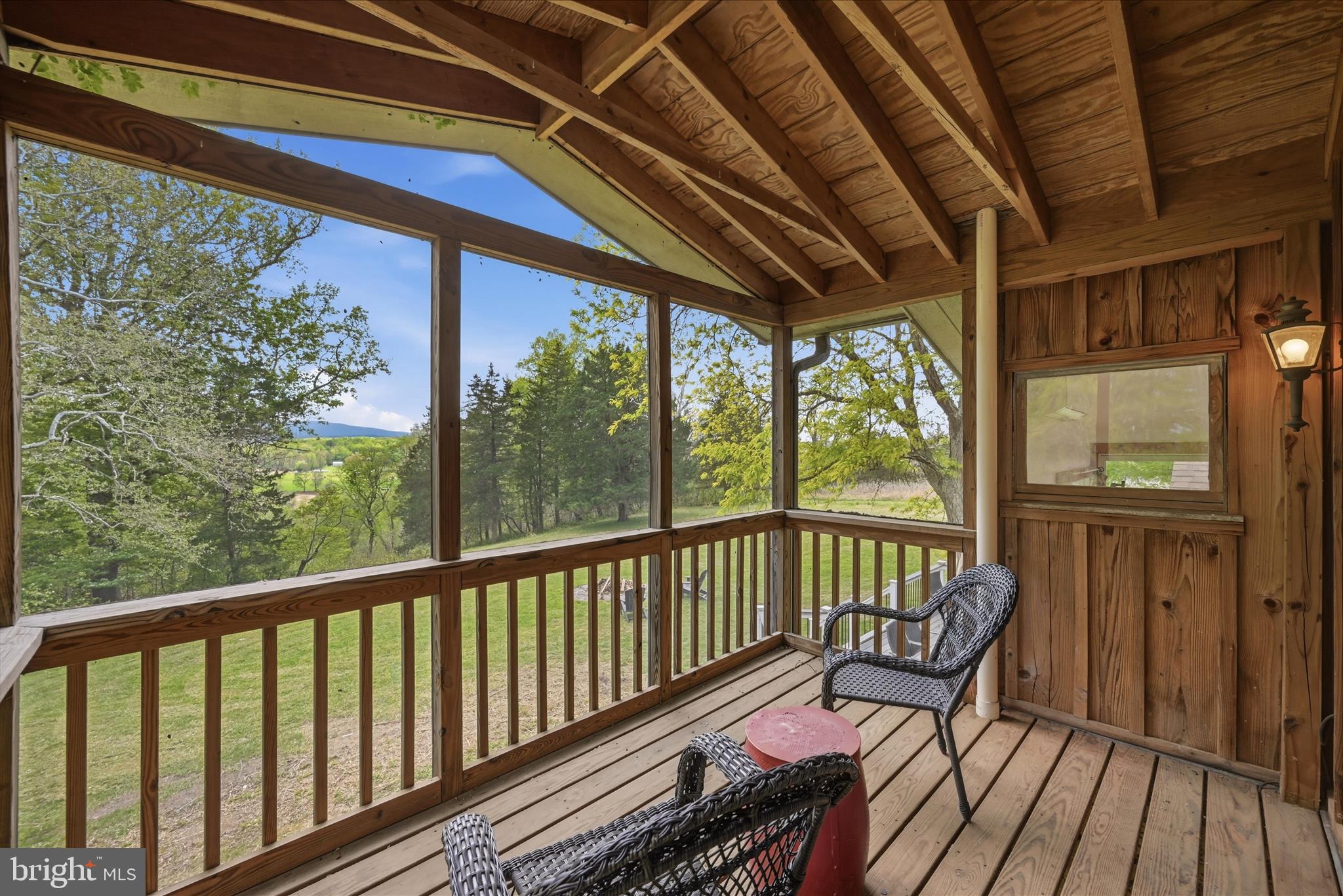 4001 CALMES NECK LANE