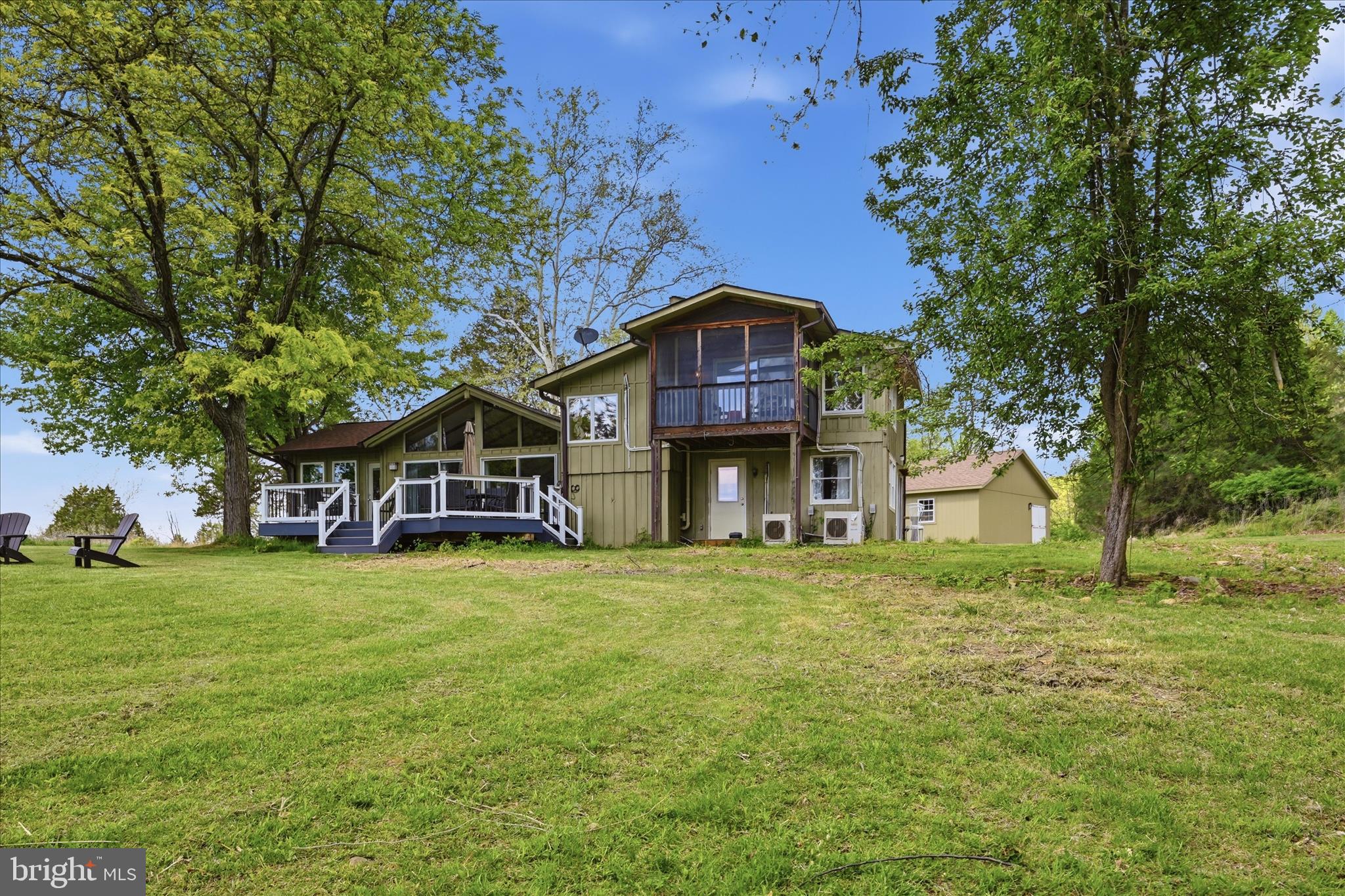 4001 CALMES NECK LANE