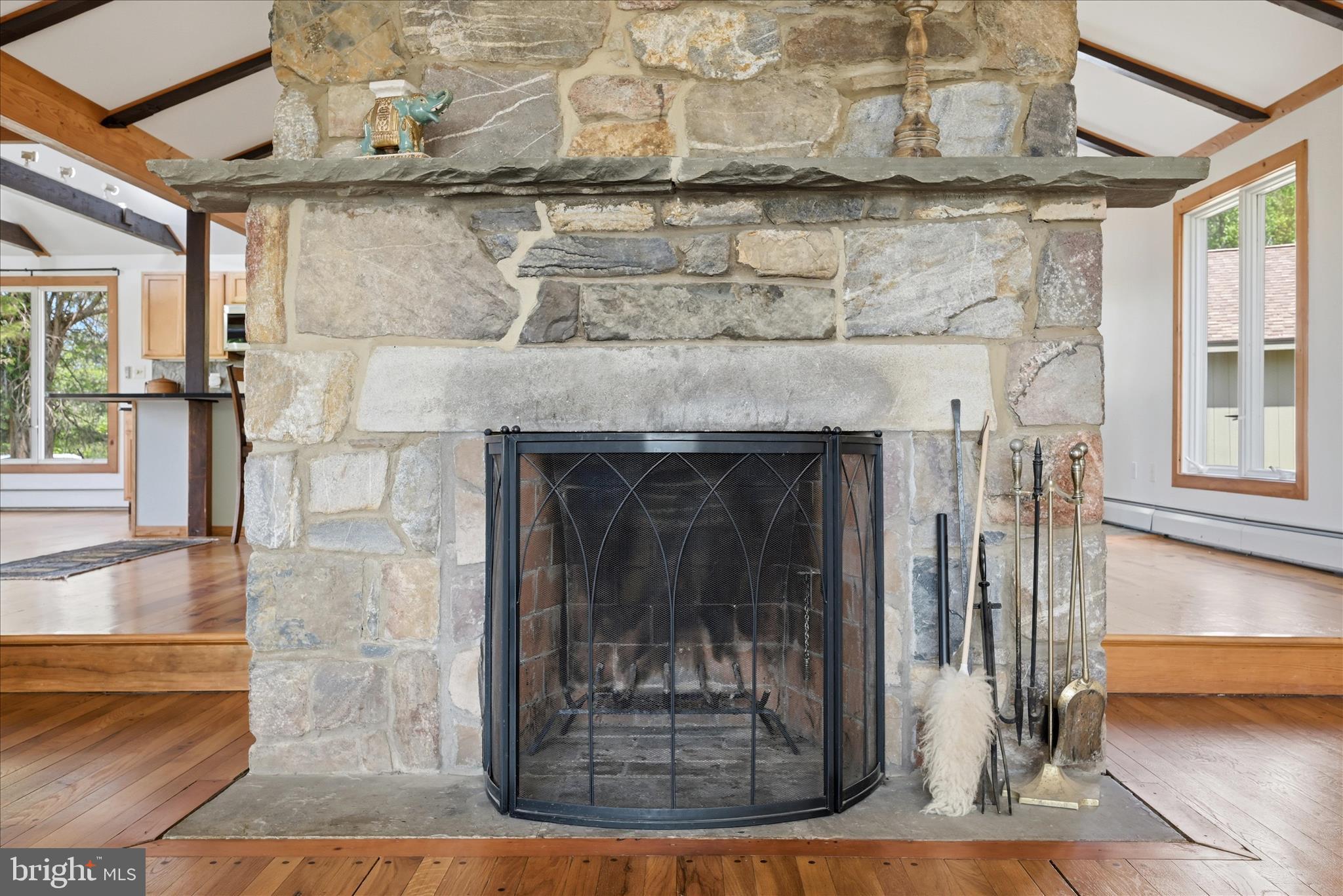 4001 CALMES NECK LANE