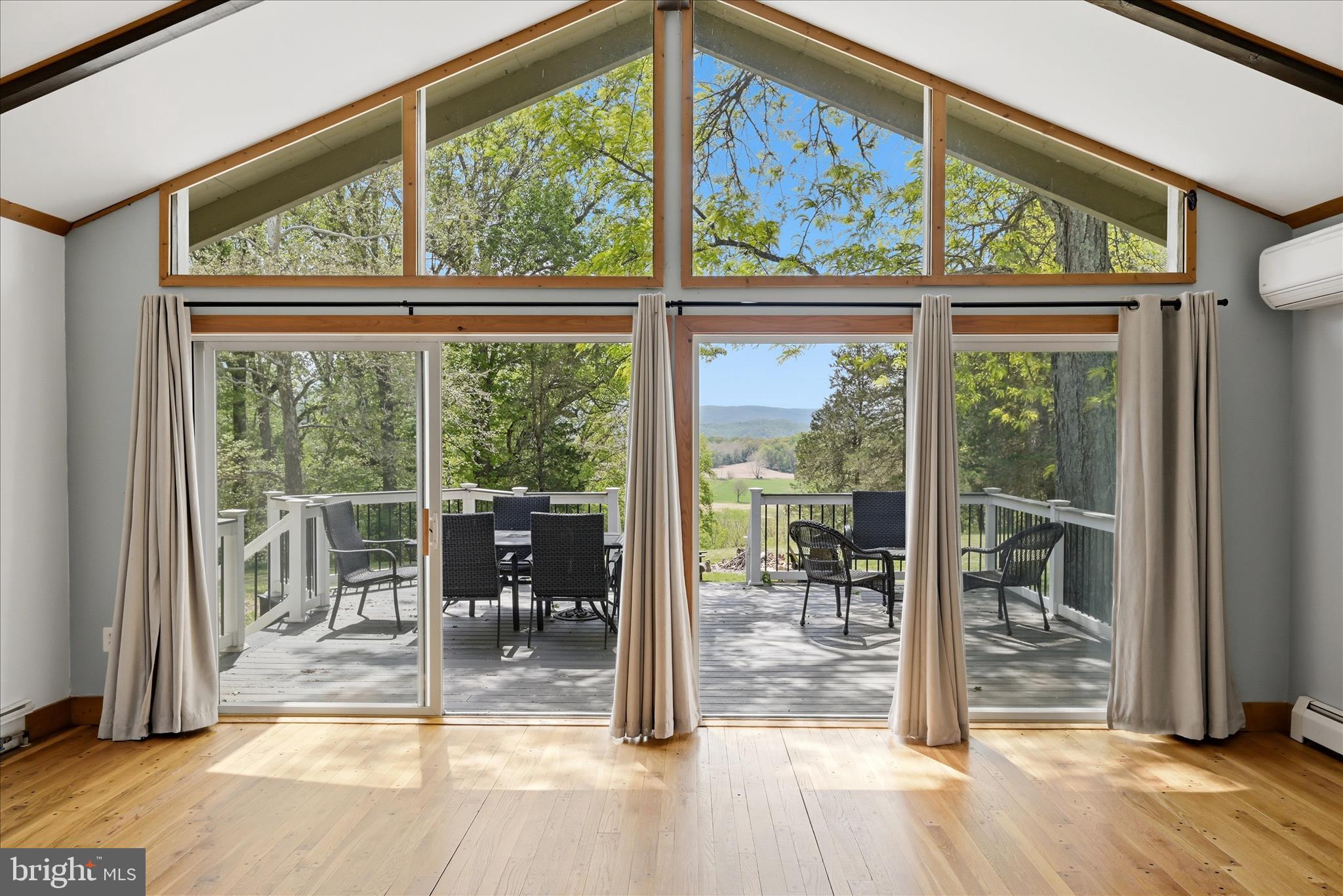 4001 CALMES NECK LANE