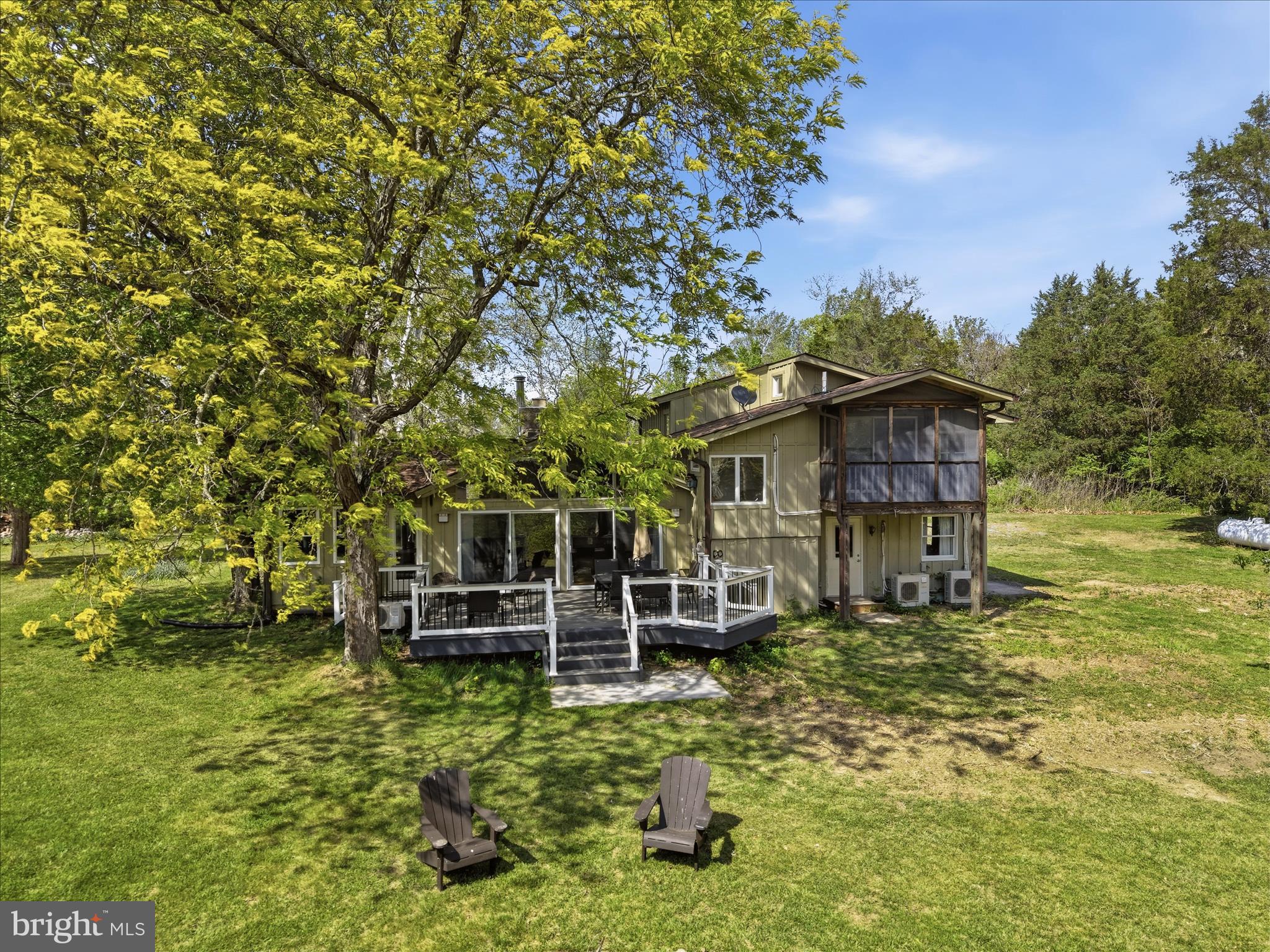 4001 CALMES NECK LANE