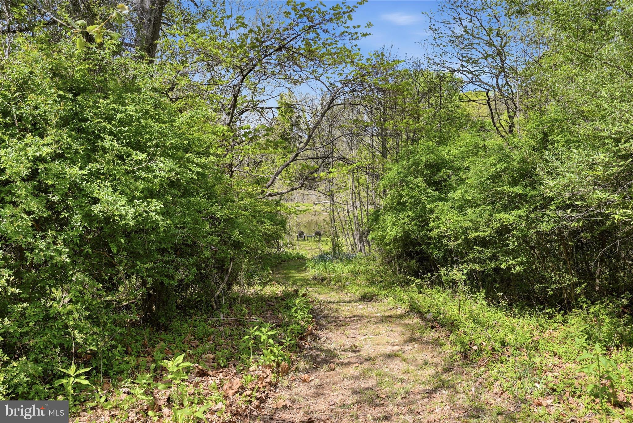 4001 CALMES NECK LANE