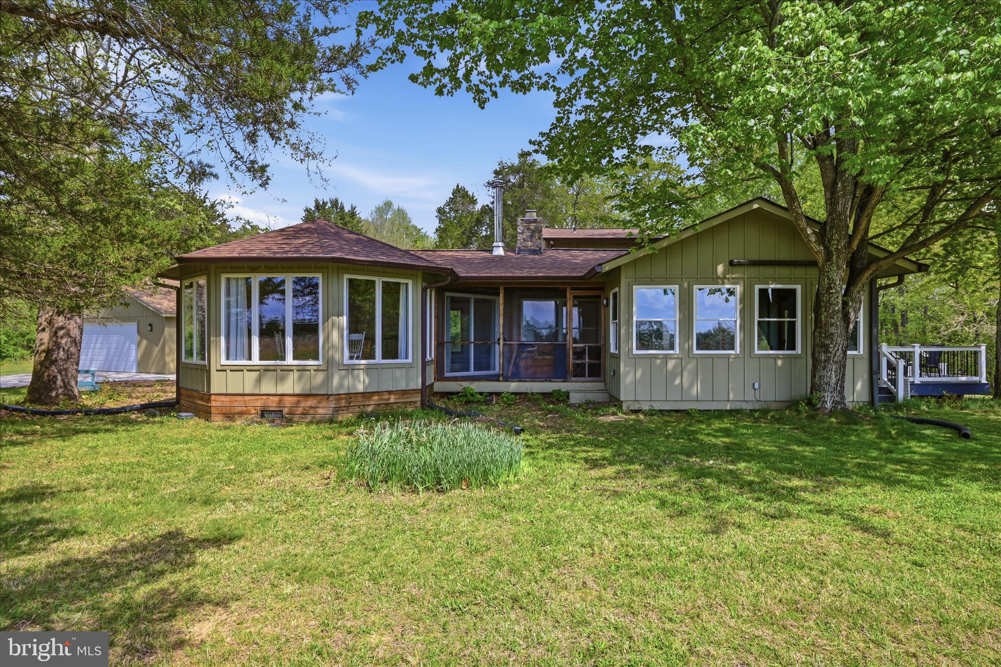 4001 CALMES NECK LANE