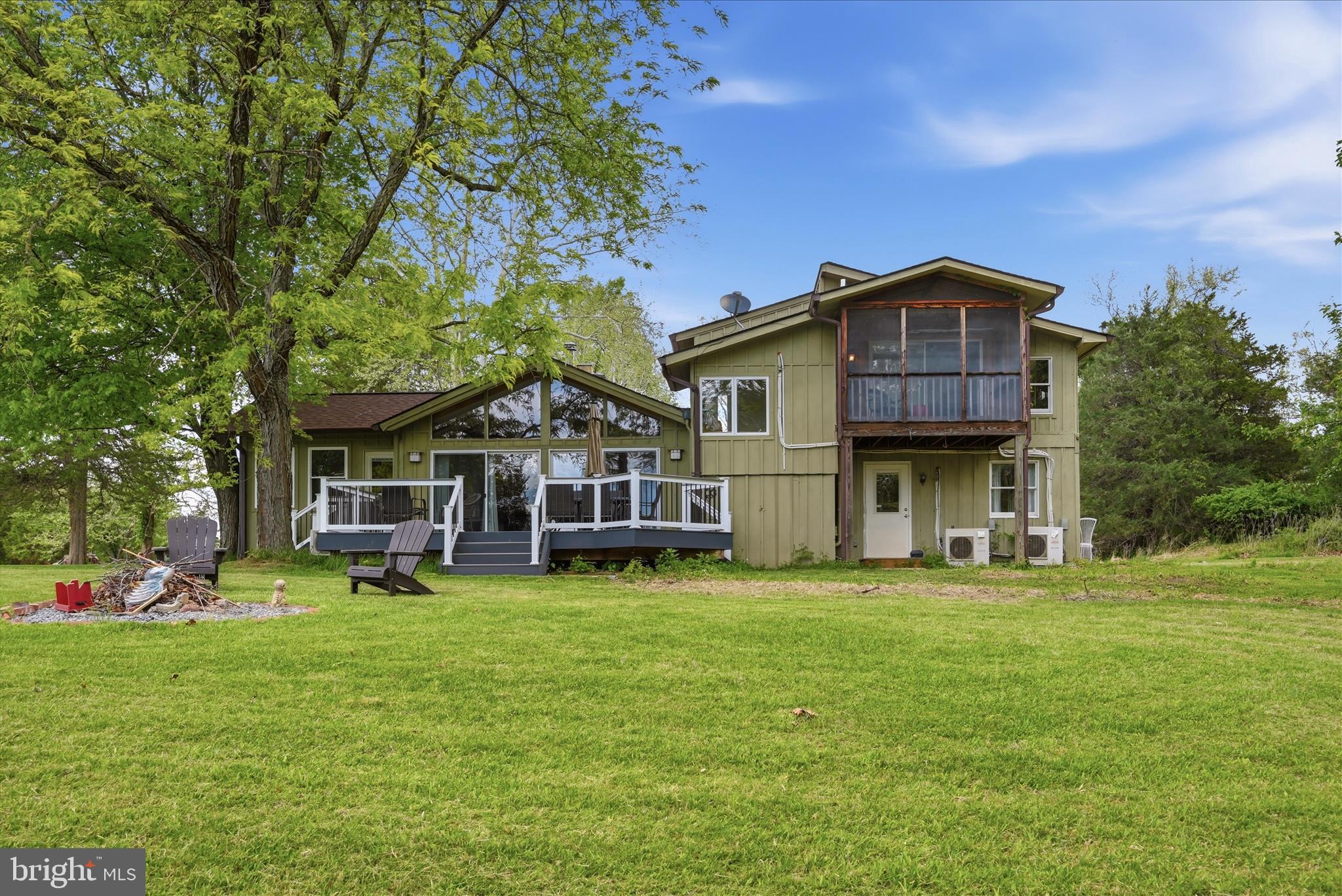 4001 CALMES NECK LANE