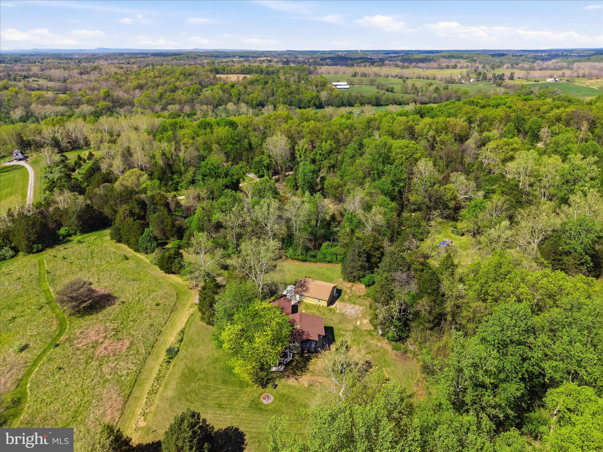 4001 CALMES NECK LANE
