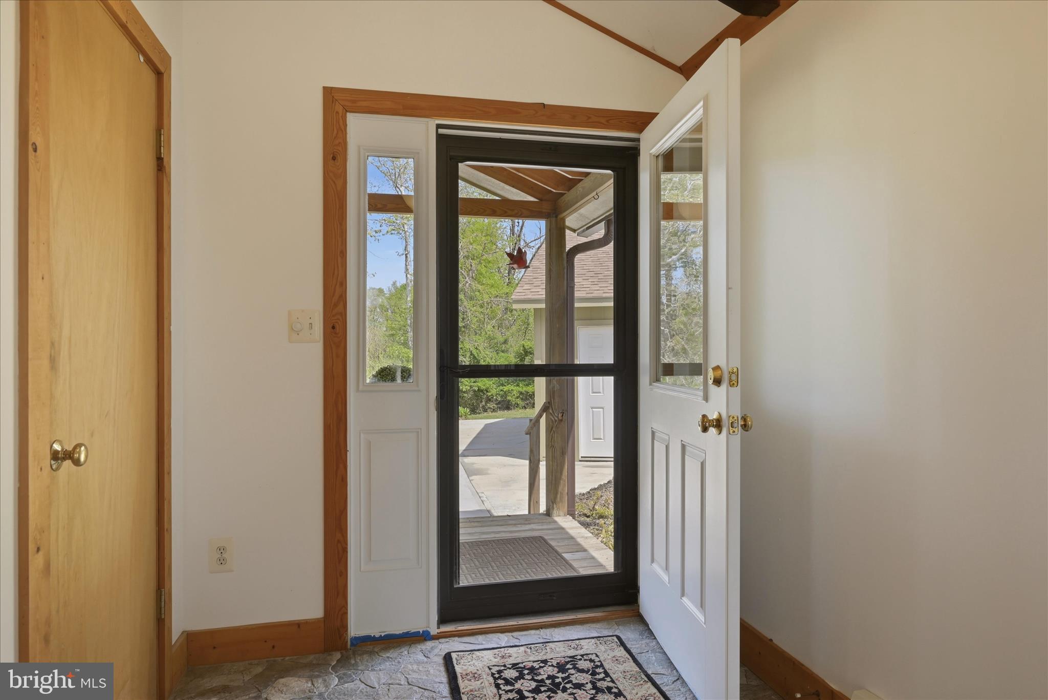 4001 CALMES NECK LANE