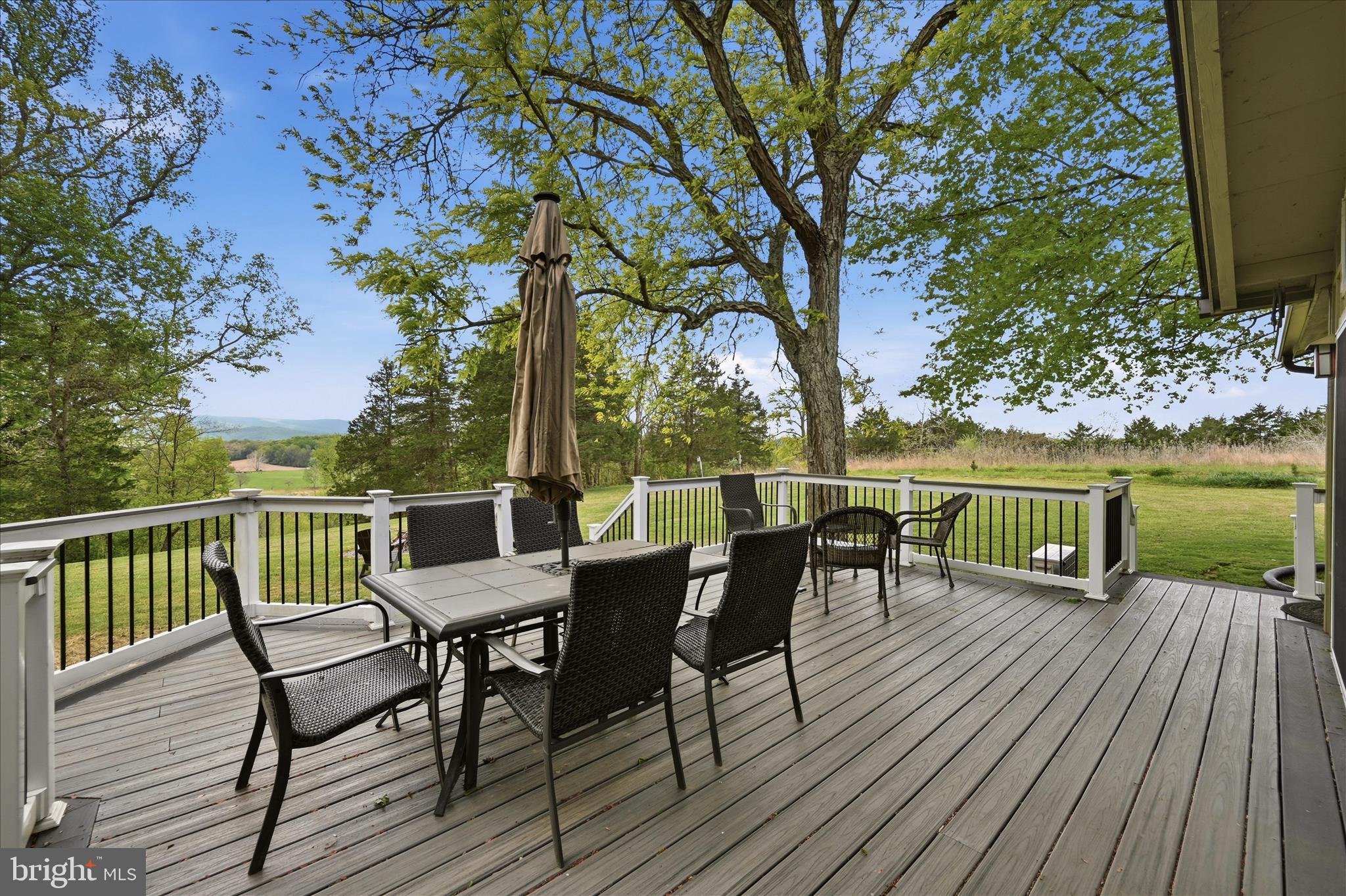 4001 CALMES NECK LANE