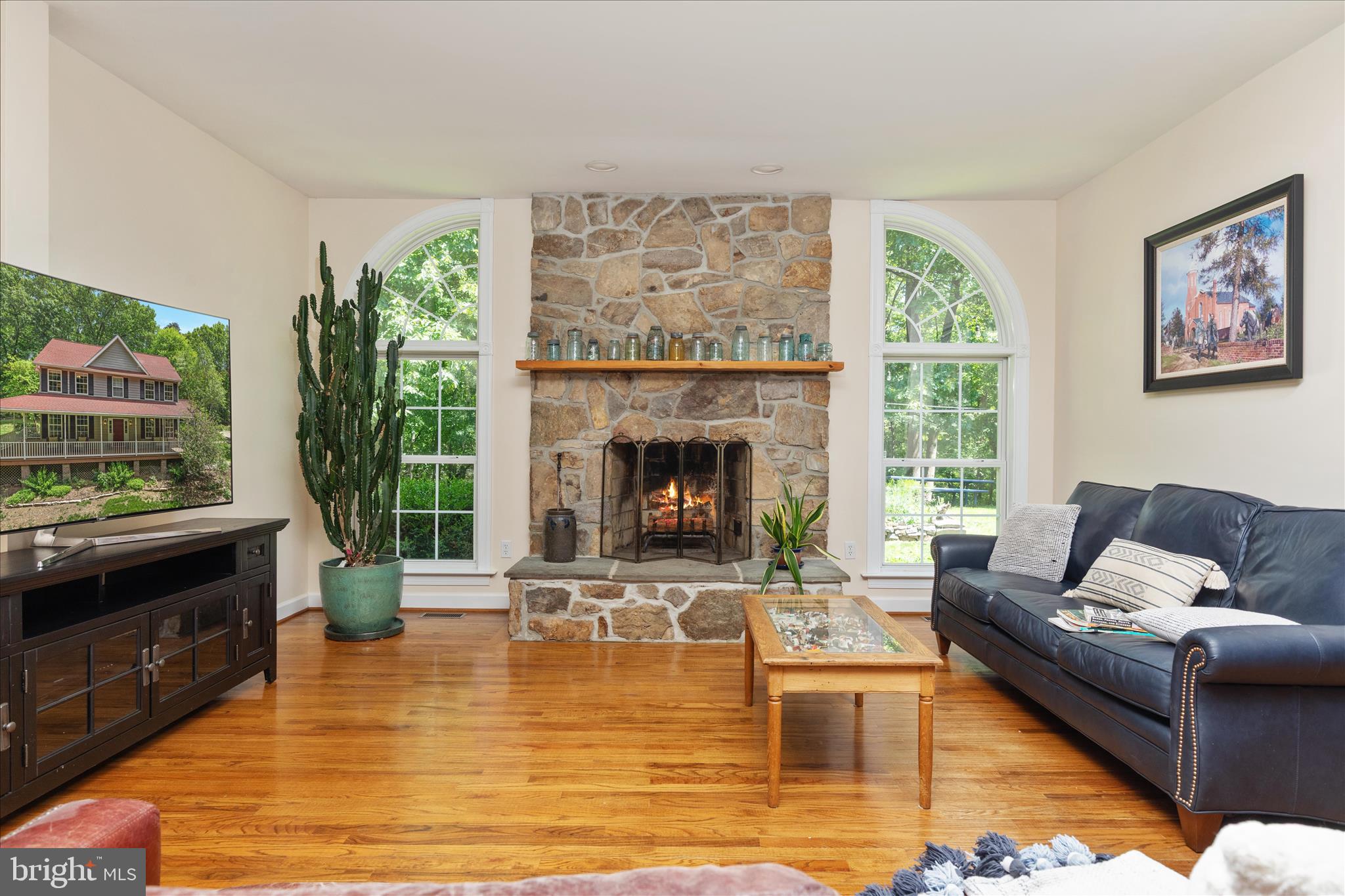 355 DUKE LANE