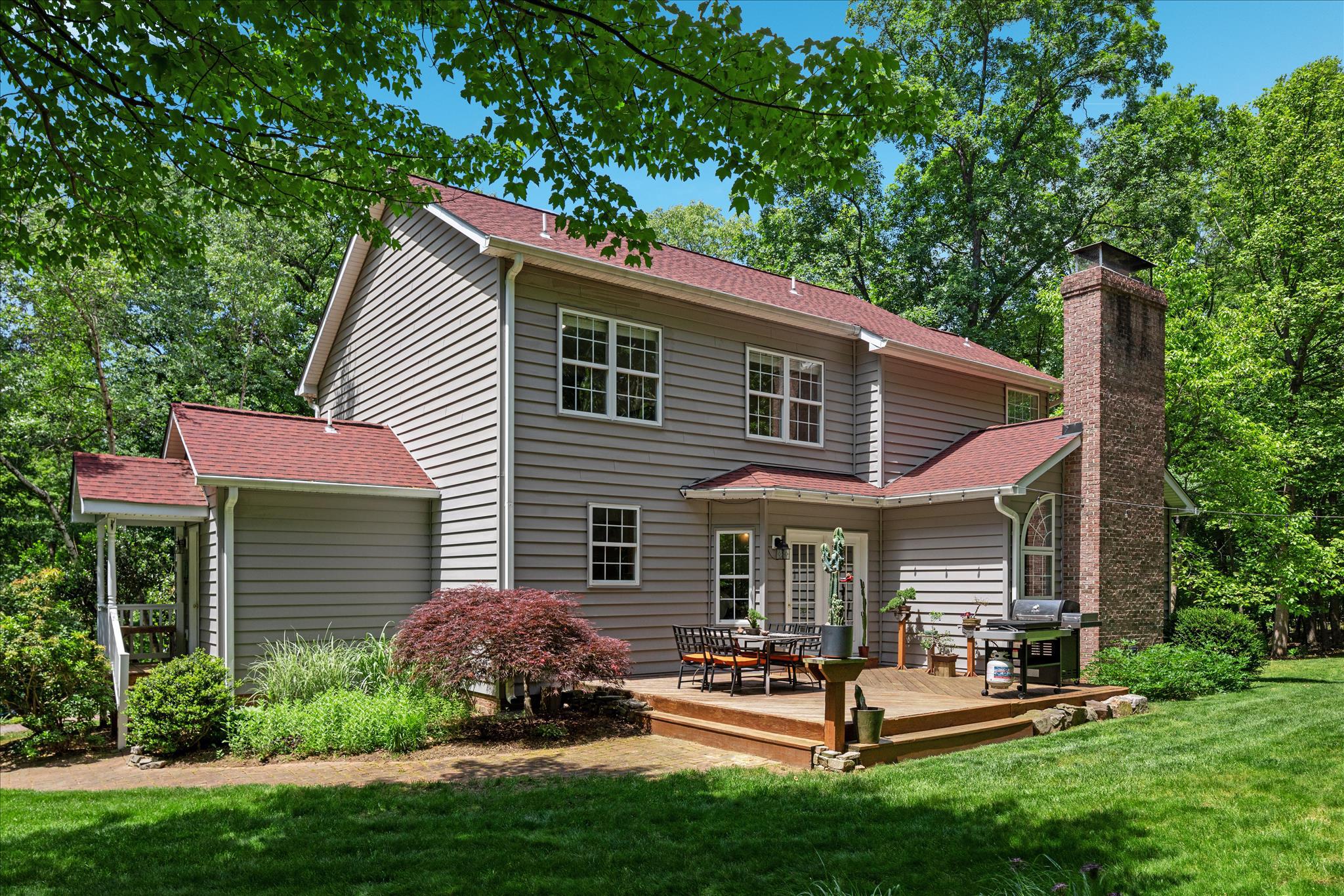 355 DUKE LANE