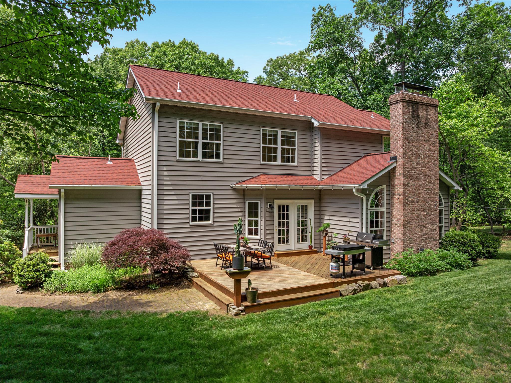 355 DUKE LANE