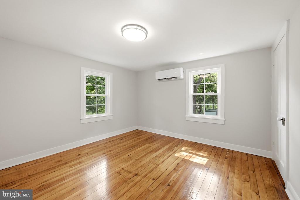 1801 OLD CHAPEL ROAD