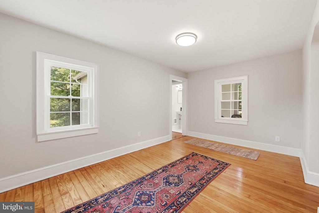 1801 OLD CHAPEL ROAD
